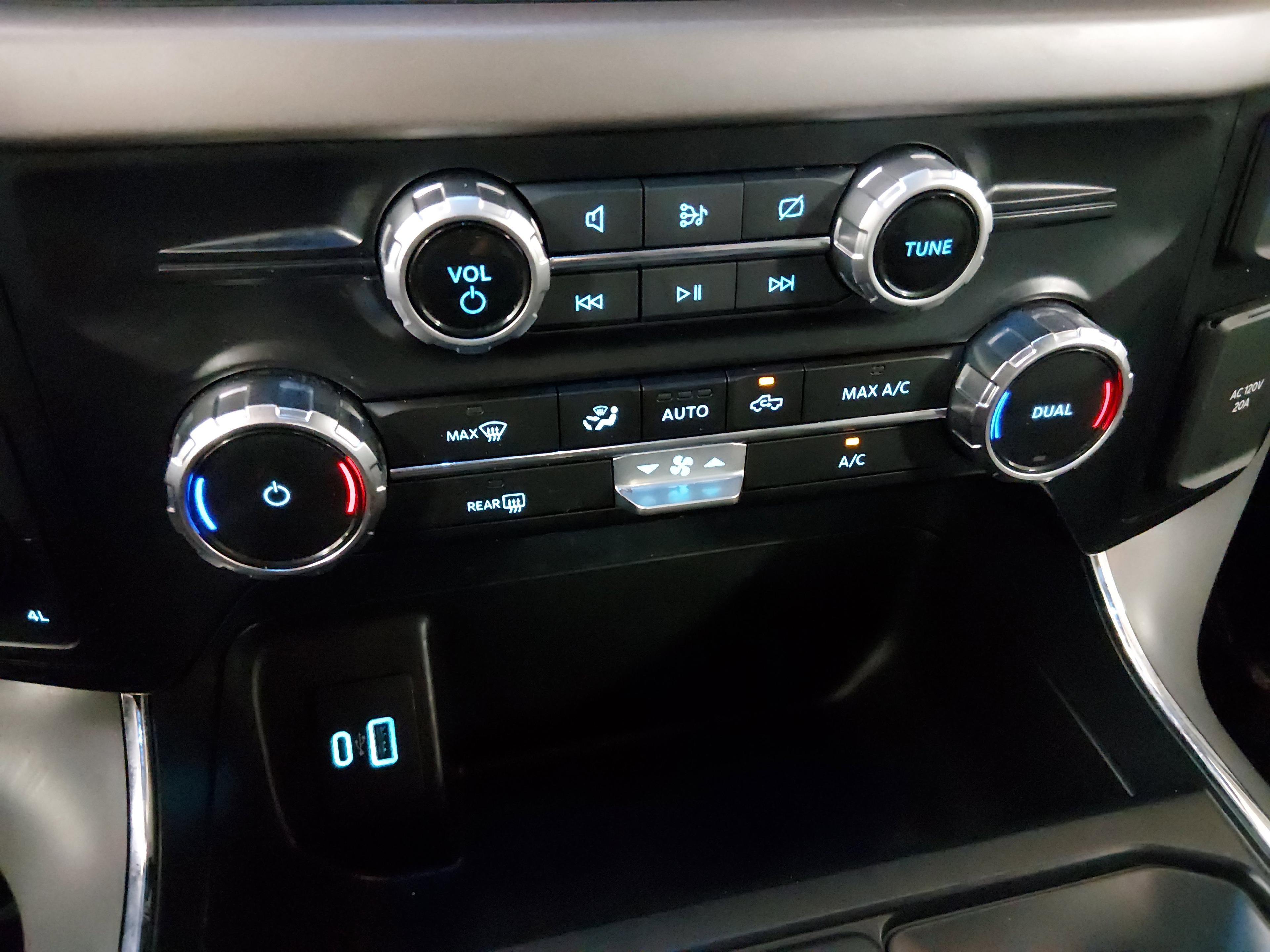 Ford F-150 Xlt 4Wd Supercrew 5.5' Box - Thumbnail 19