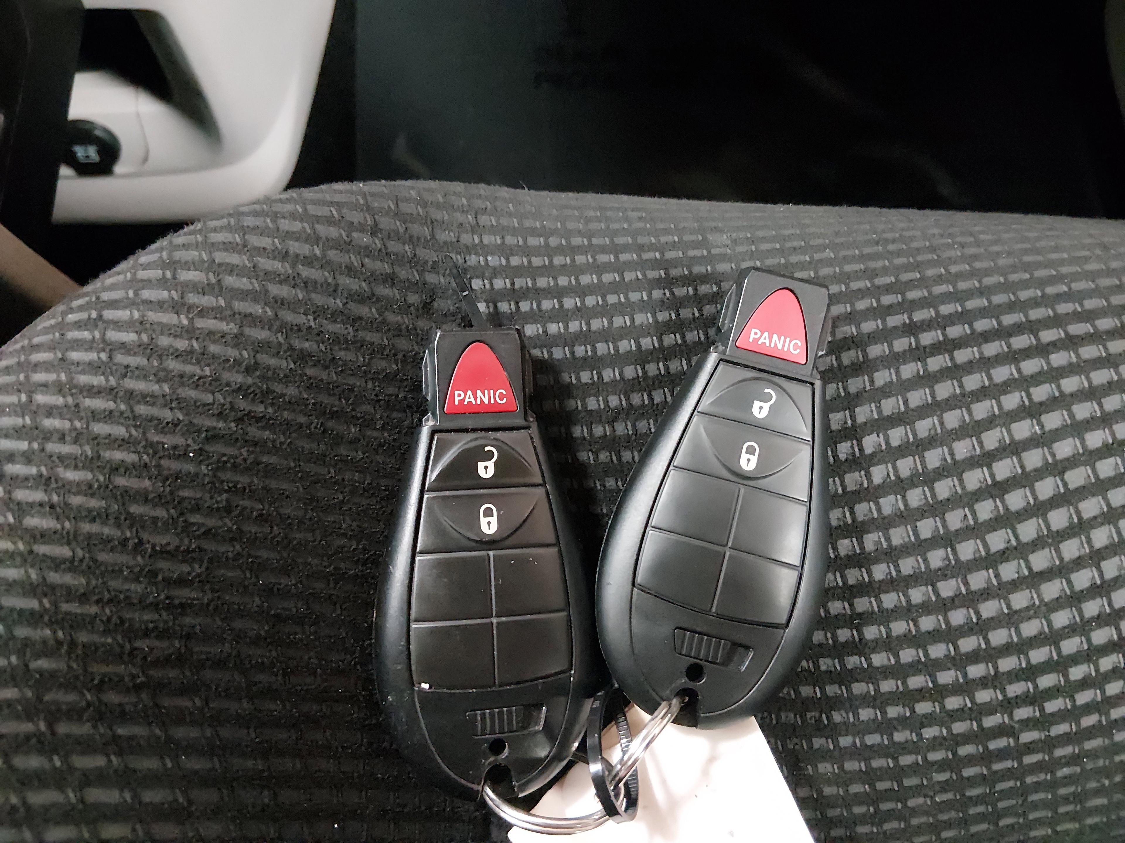 Dodge Grand Caravan - Thumbnail 15