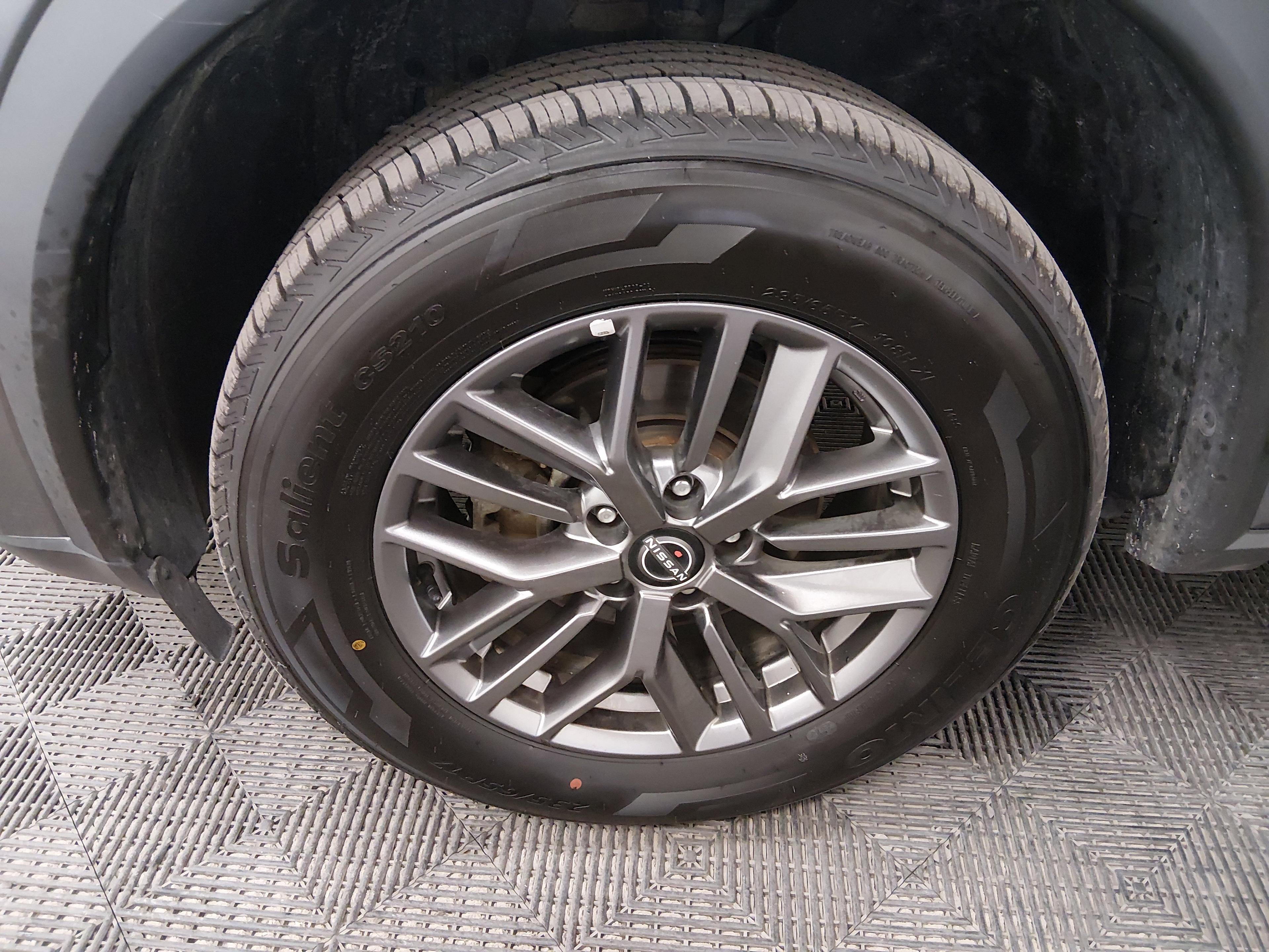 Nissan Rogue Awd S - Thumbnail 10