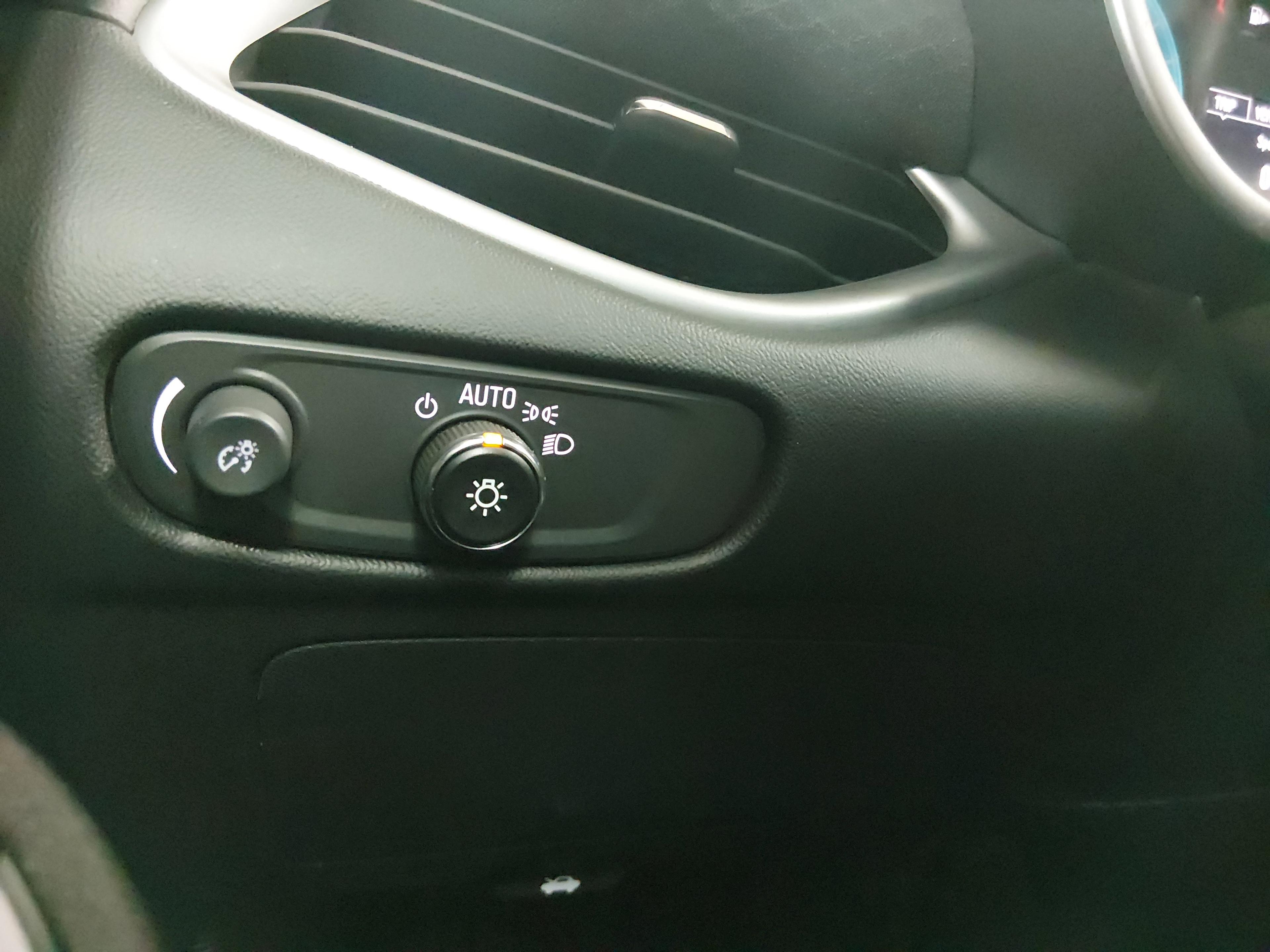 Chevrolet Malibu 4Dr Sdn 1Lt - Thumbnail 13