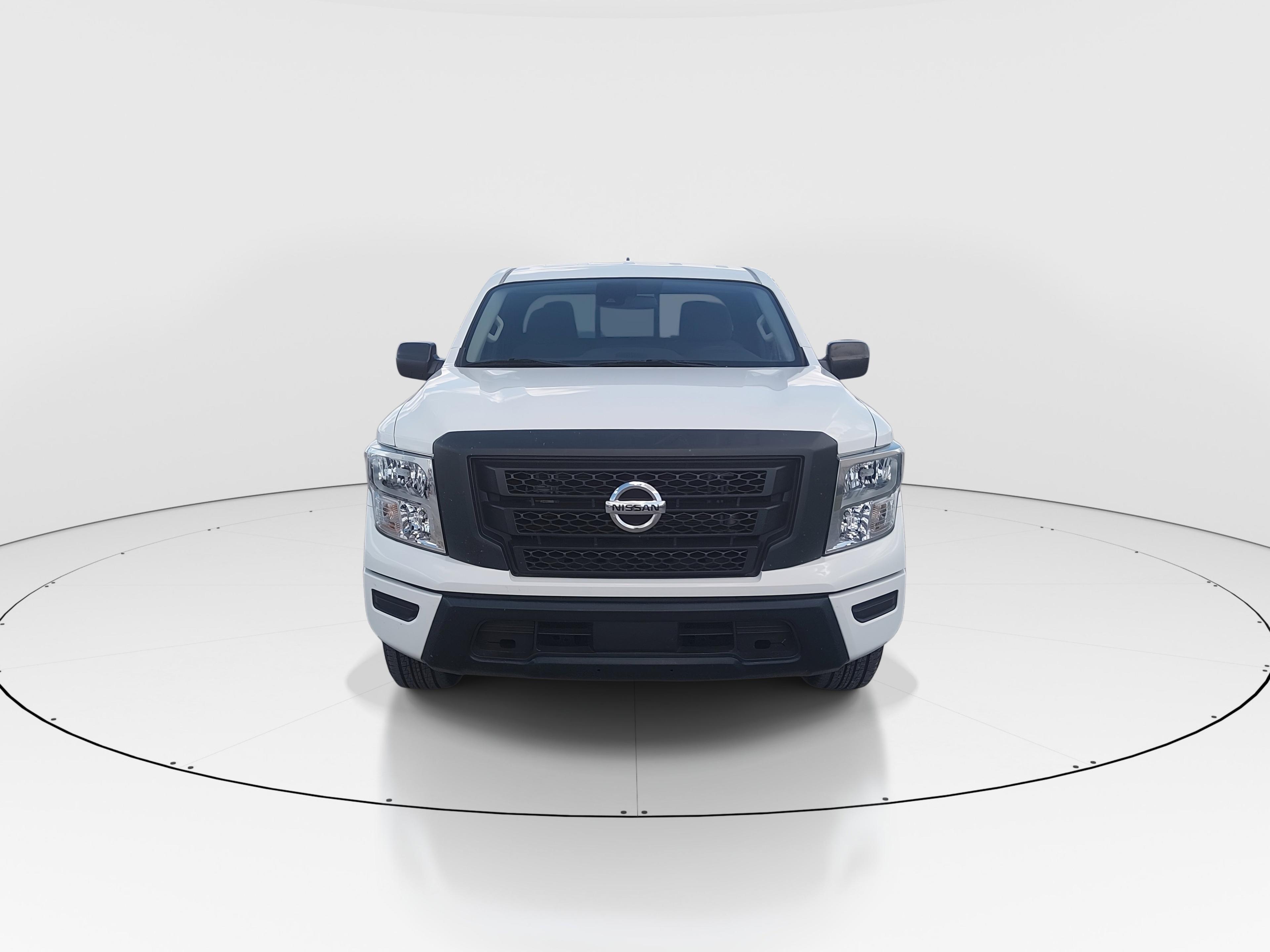 Nissan Titan 4X2 King Cab S - Thumbnail 2