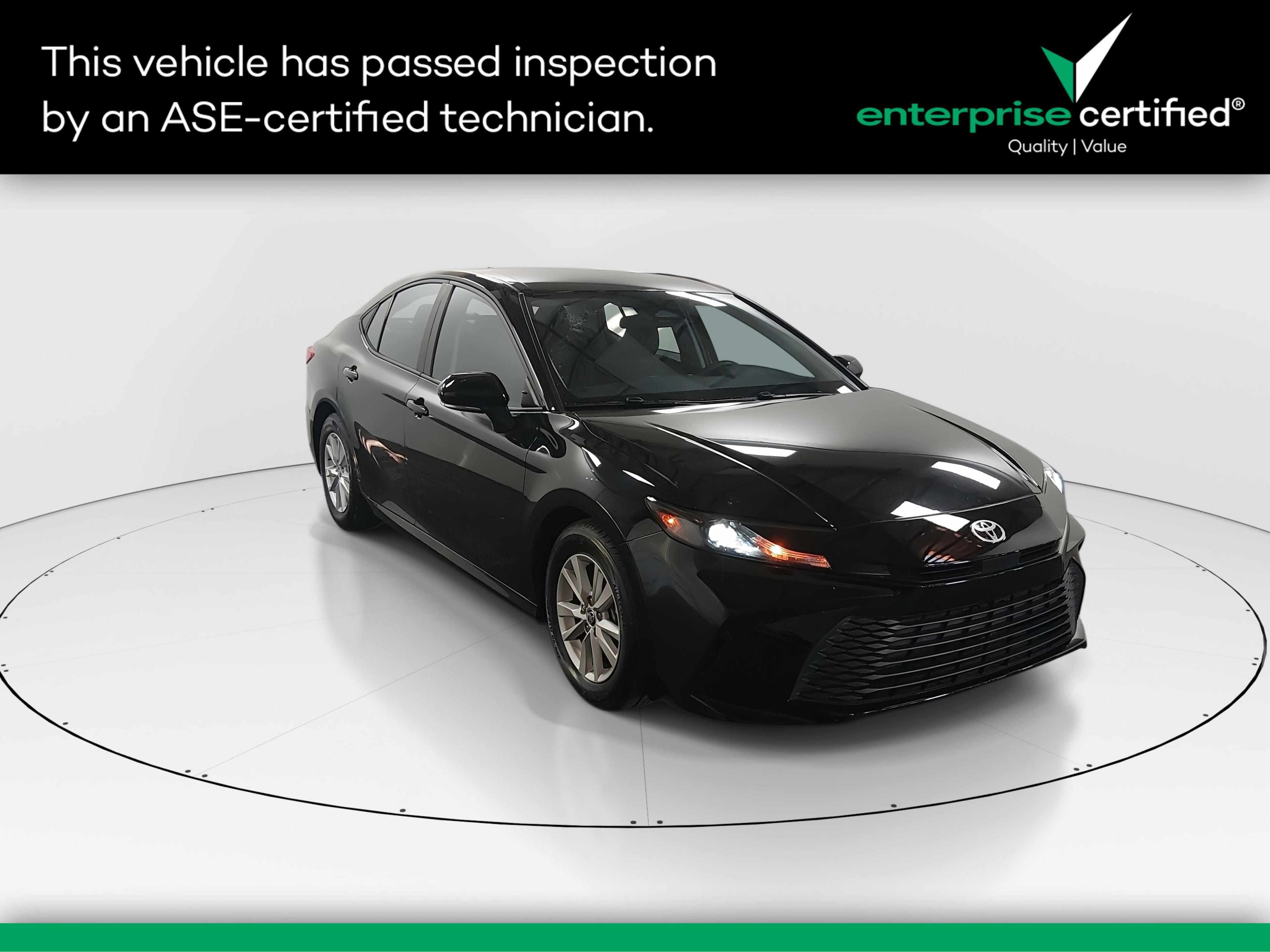 Toyota Camry Le - View 1