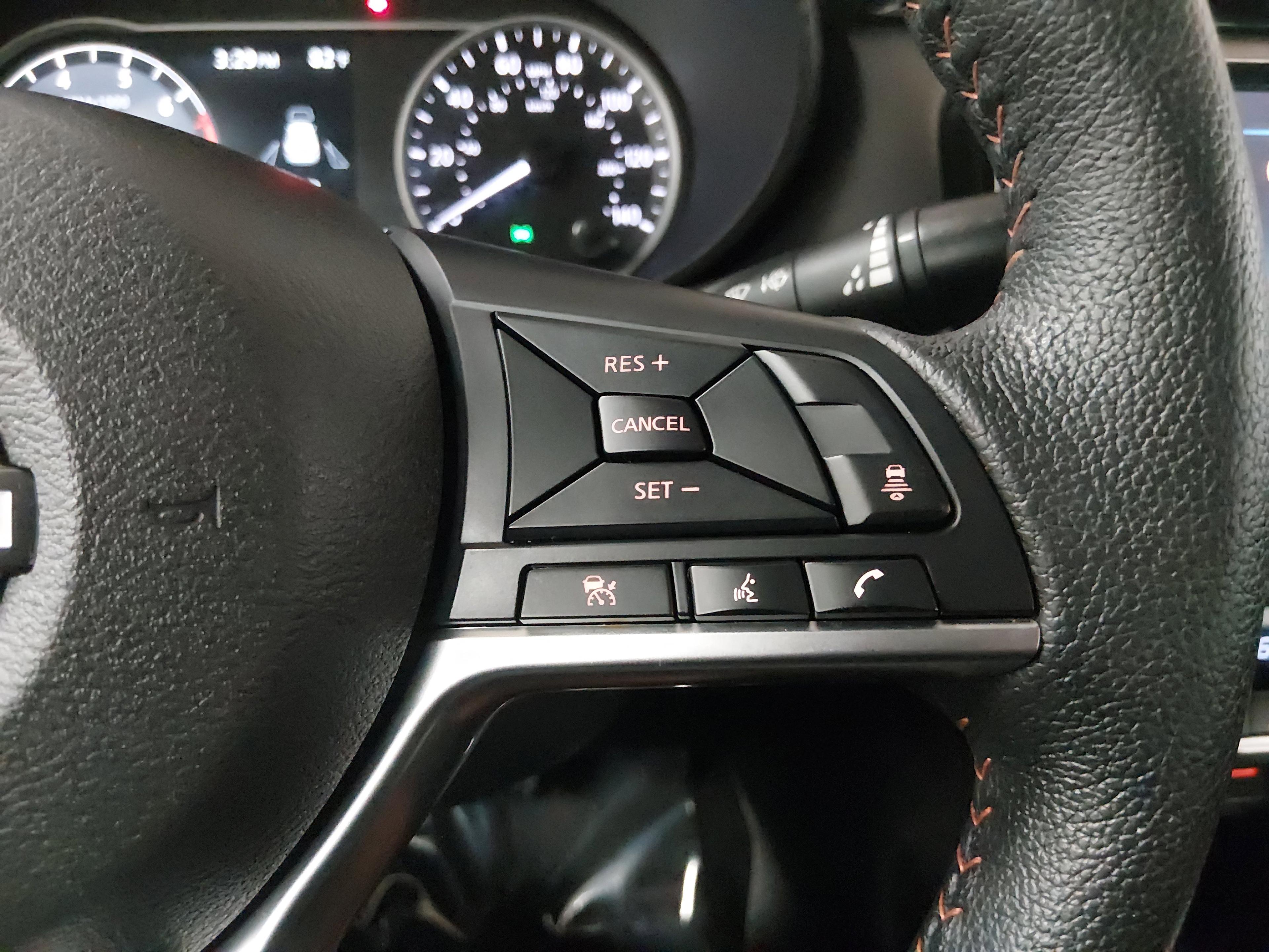 Nissan Versa Sr Cvt - Thumbnail 20