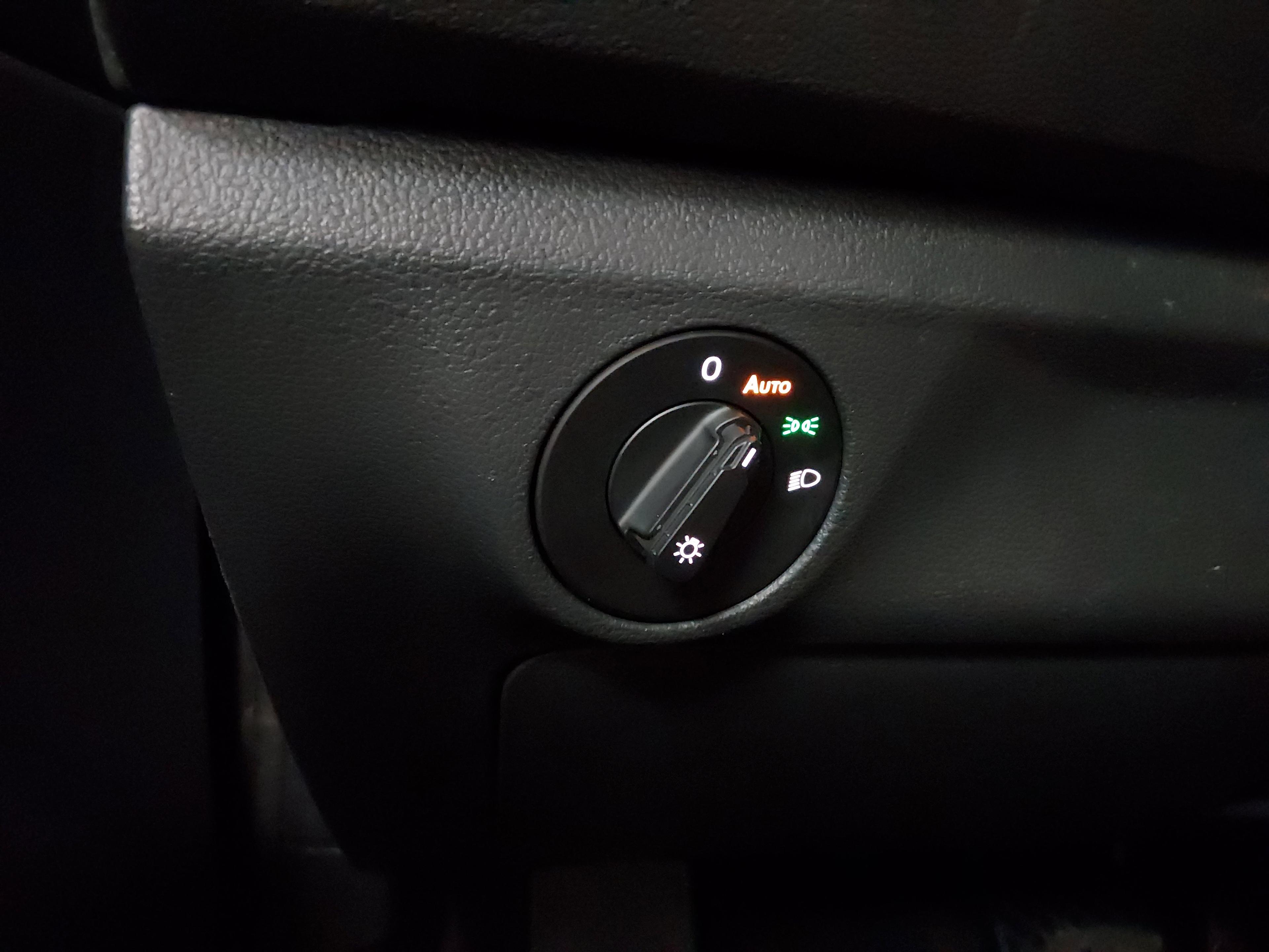 Volkswagen Jetta Se Auto - Thumbnail 13