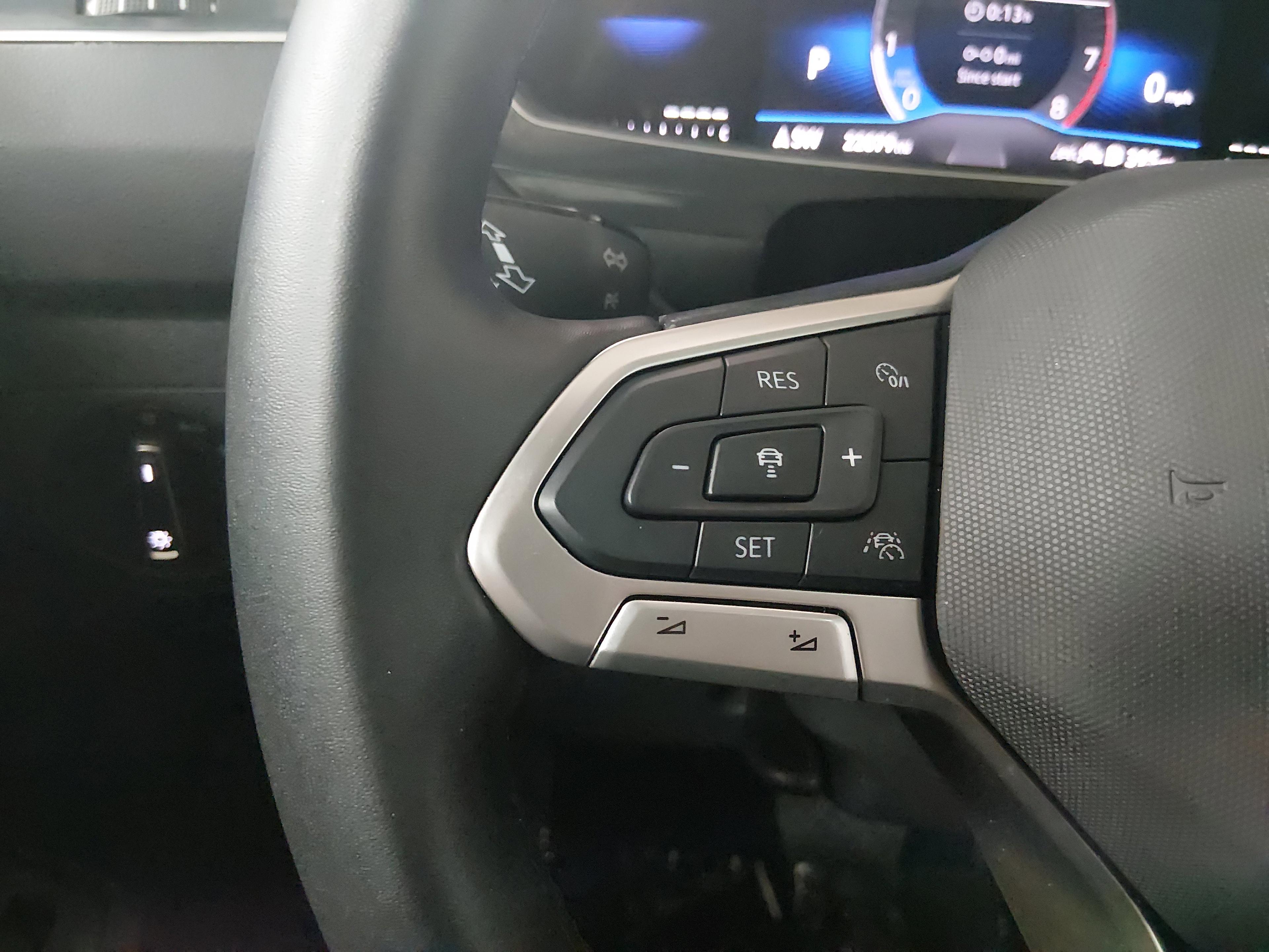 Volkswagen Tiguan 2.0T Wolfsburg Edition Fwd - Thumbnail 12