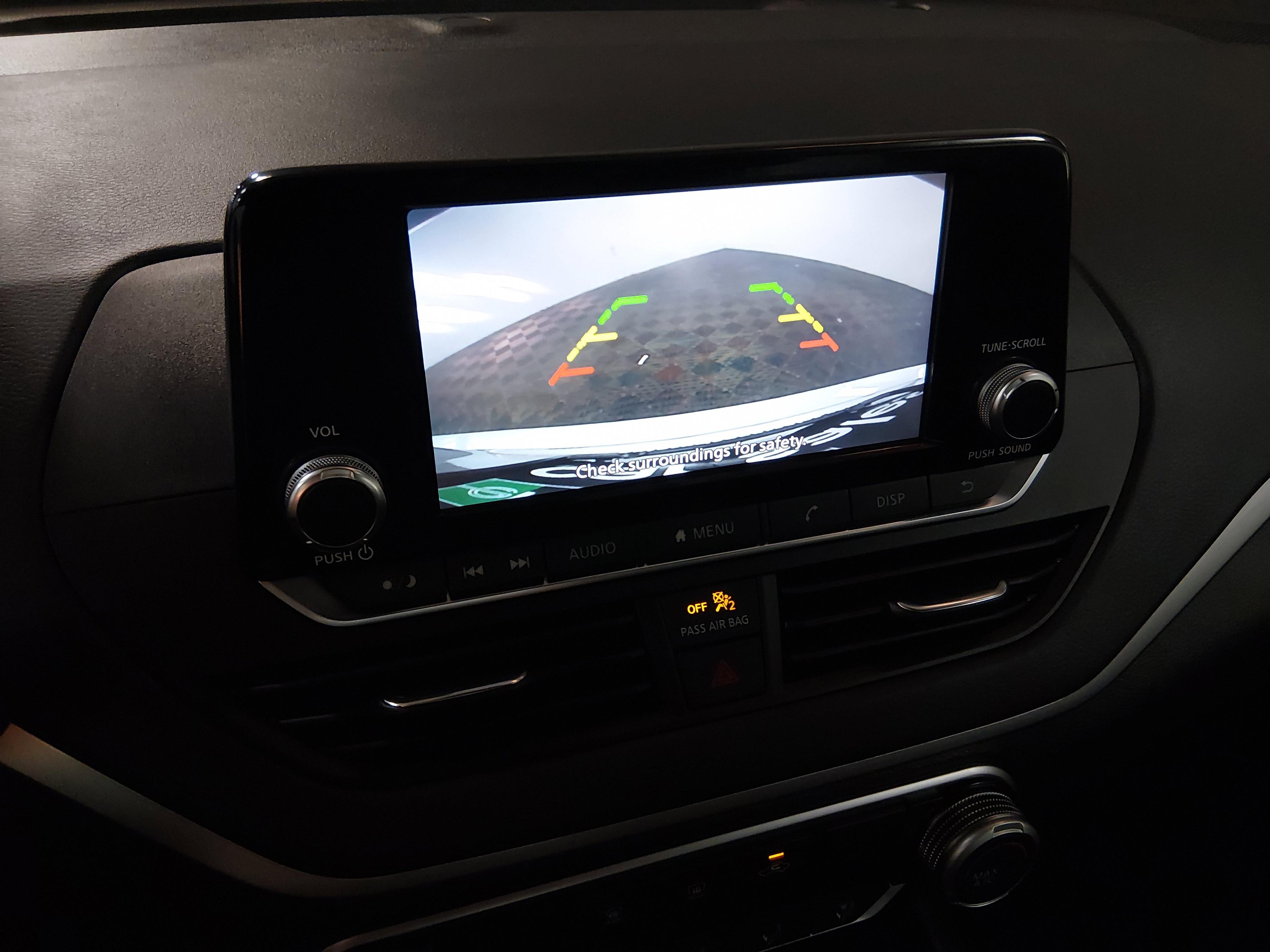 Nissan Altima 2.5 S Sedan - Thumbnail 16