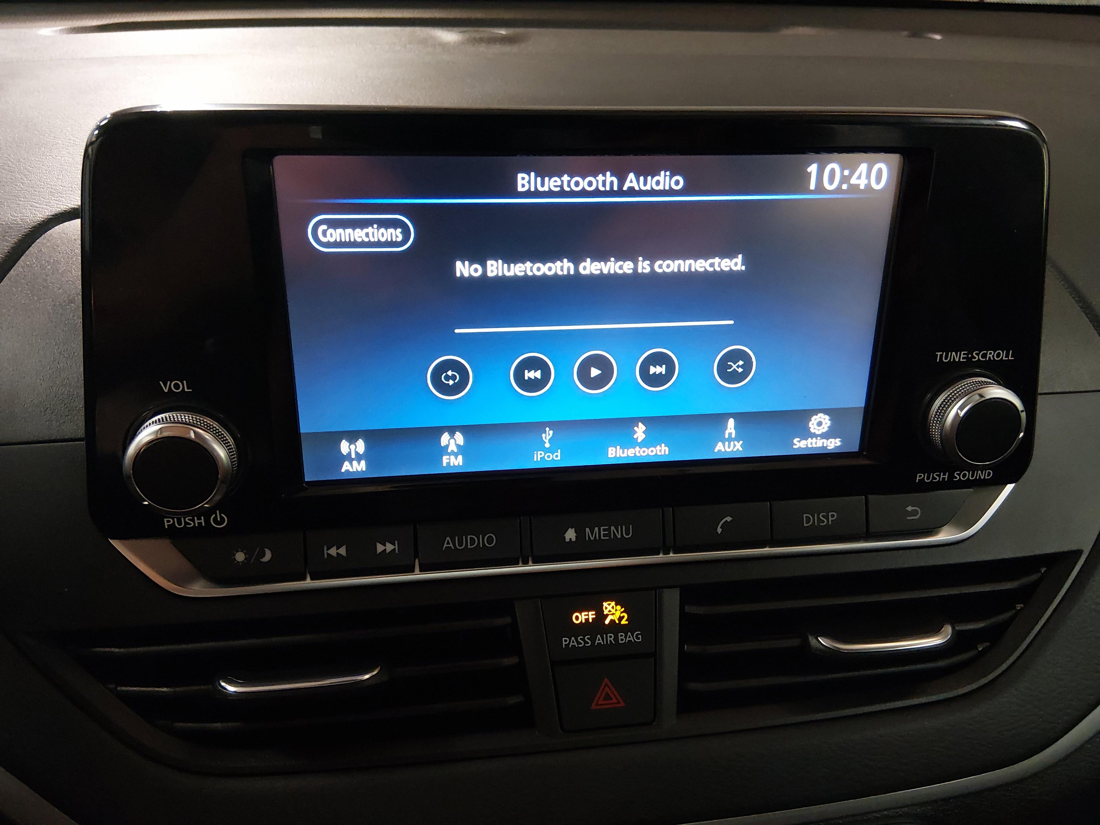 Nissan Altima 2.5 S Sedan - Thumbnail 19