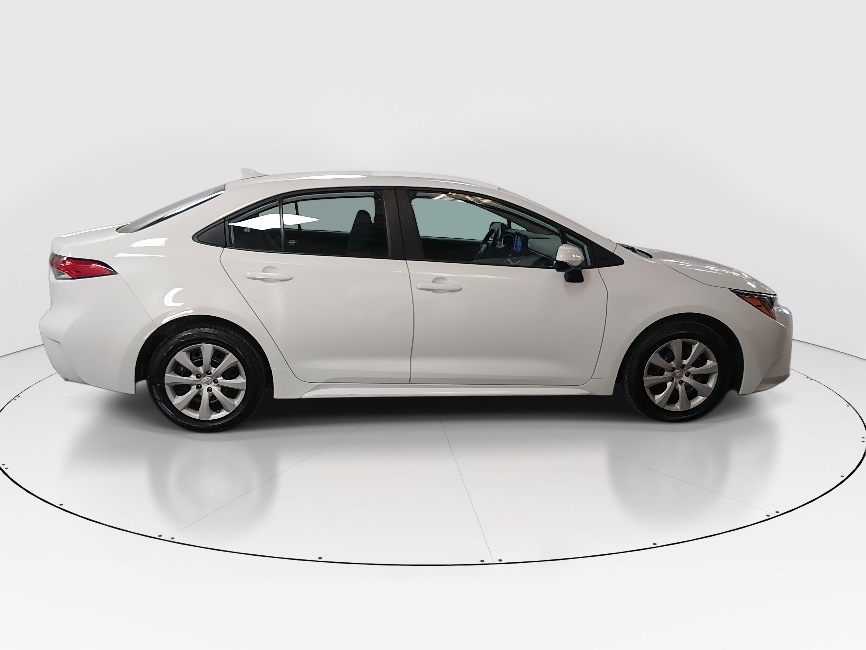 Toyota Corolla Le Cvt - Thumbnail 8