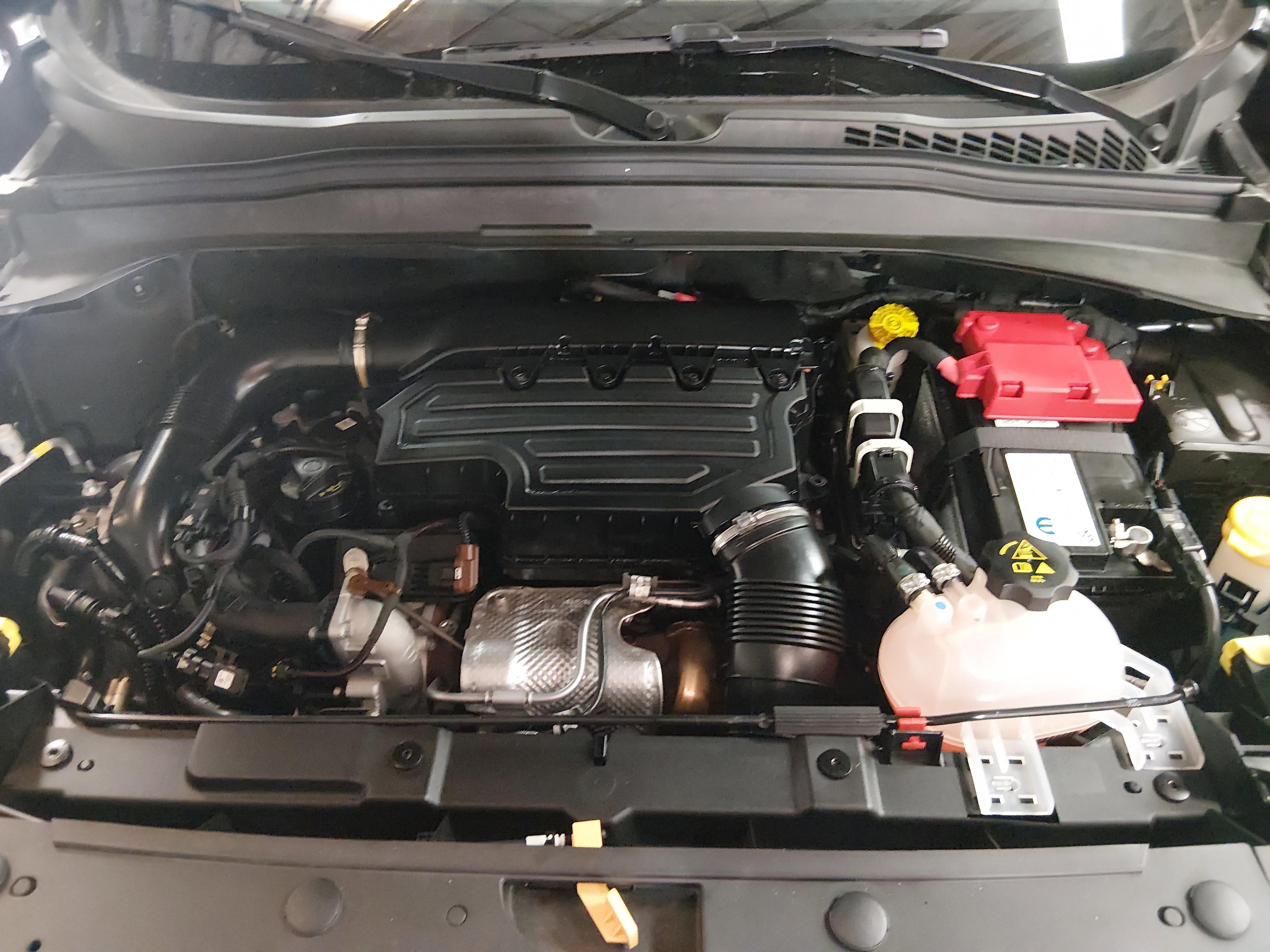 Jeep Renegade Latitude 4X4 - Thumbnail 9