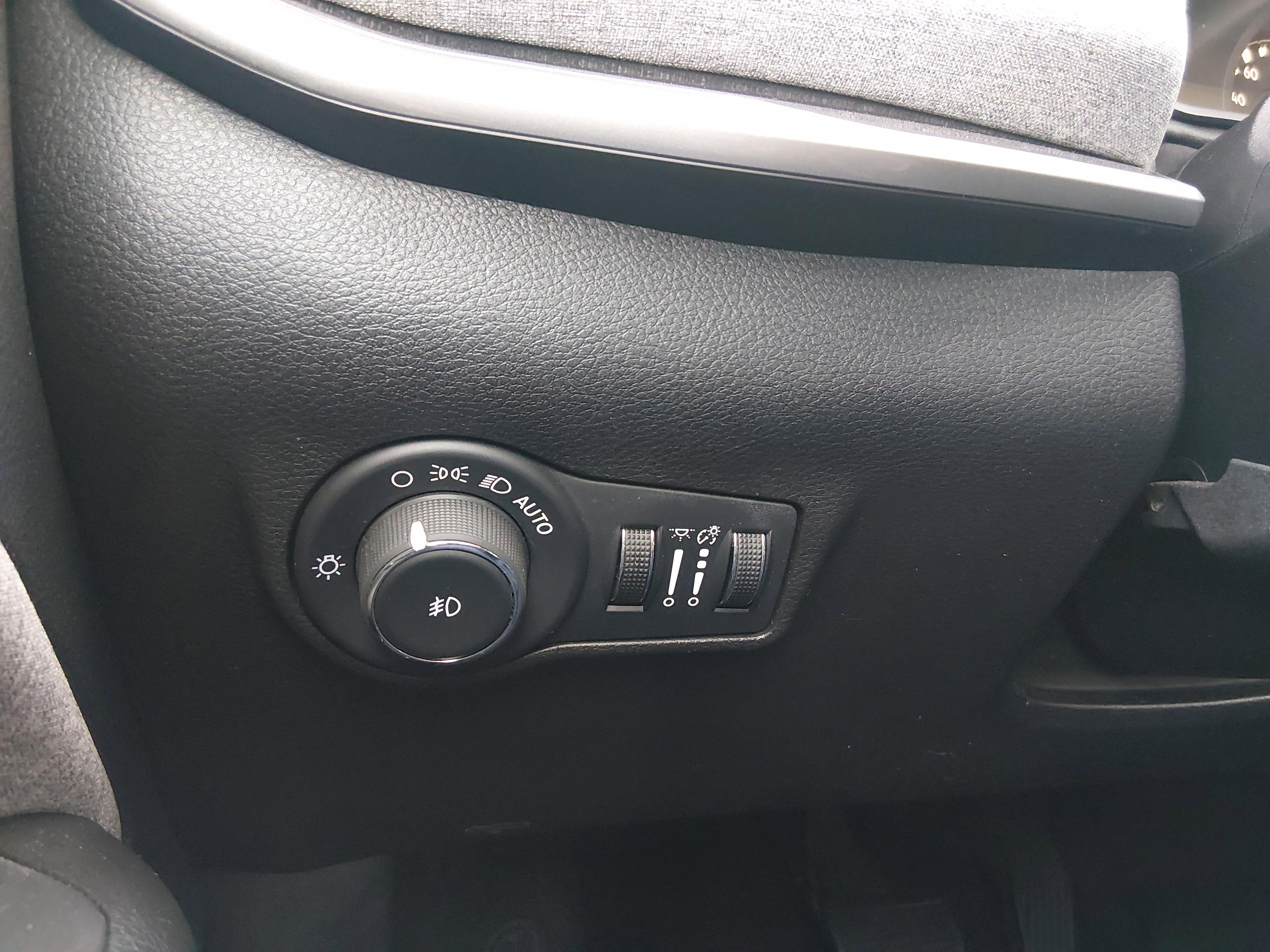 Jeep Compass Latitude 4X4 - Thumbnail 13