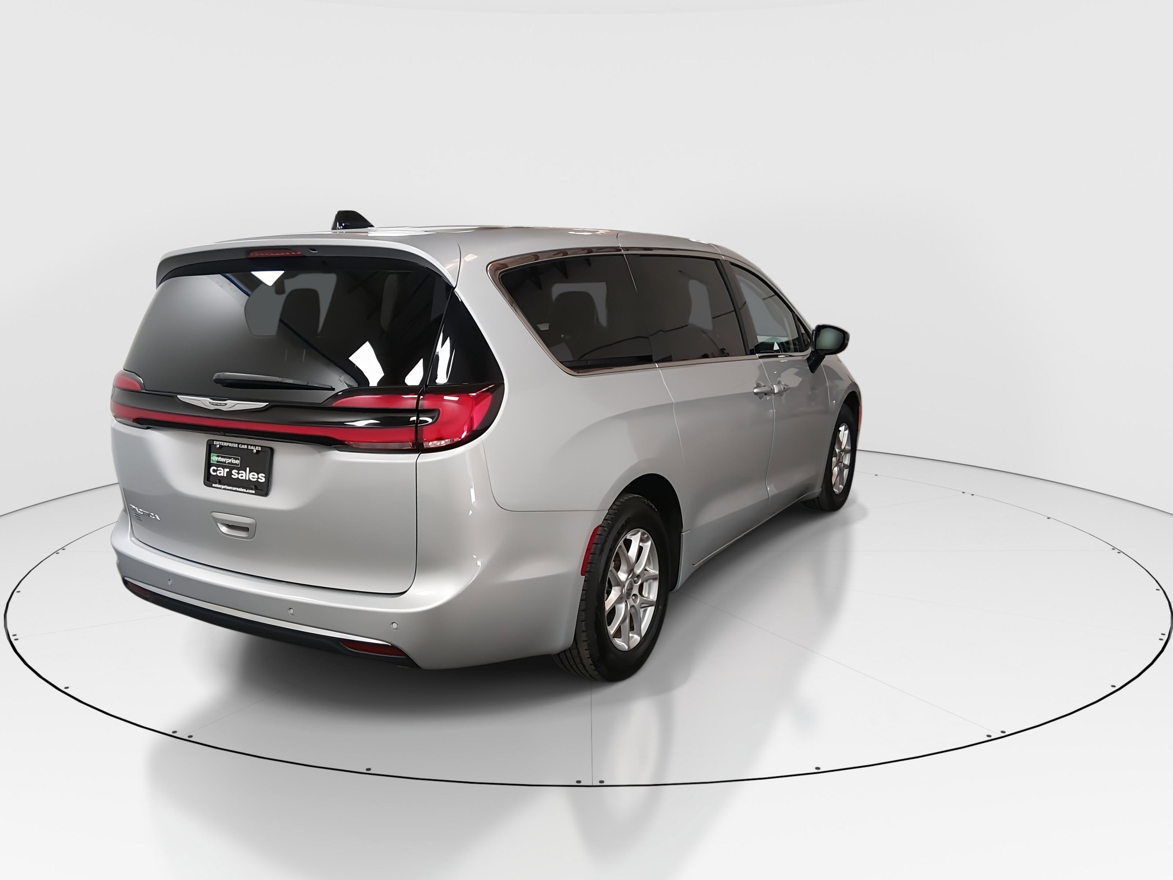 Chrysler Pacifica Touring L Fwd - Thumbnail 7