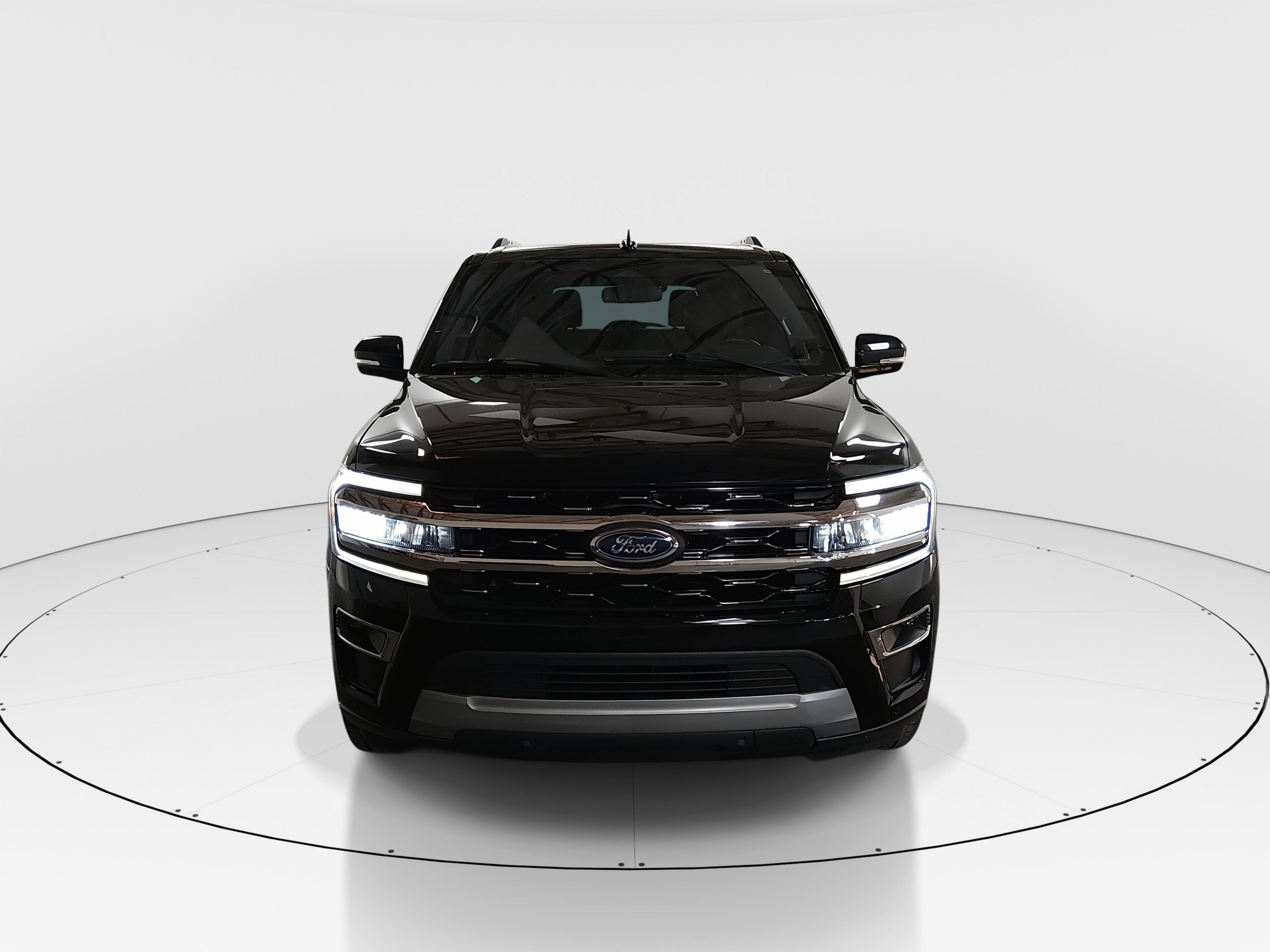 Ford Expedition Limited 4X2 - Thumbnail 2