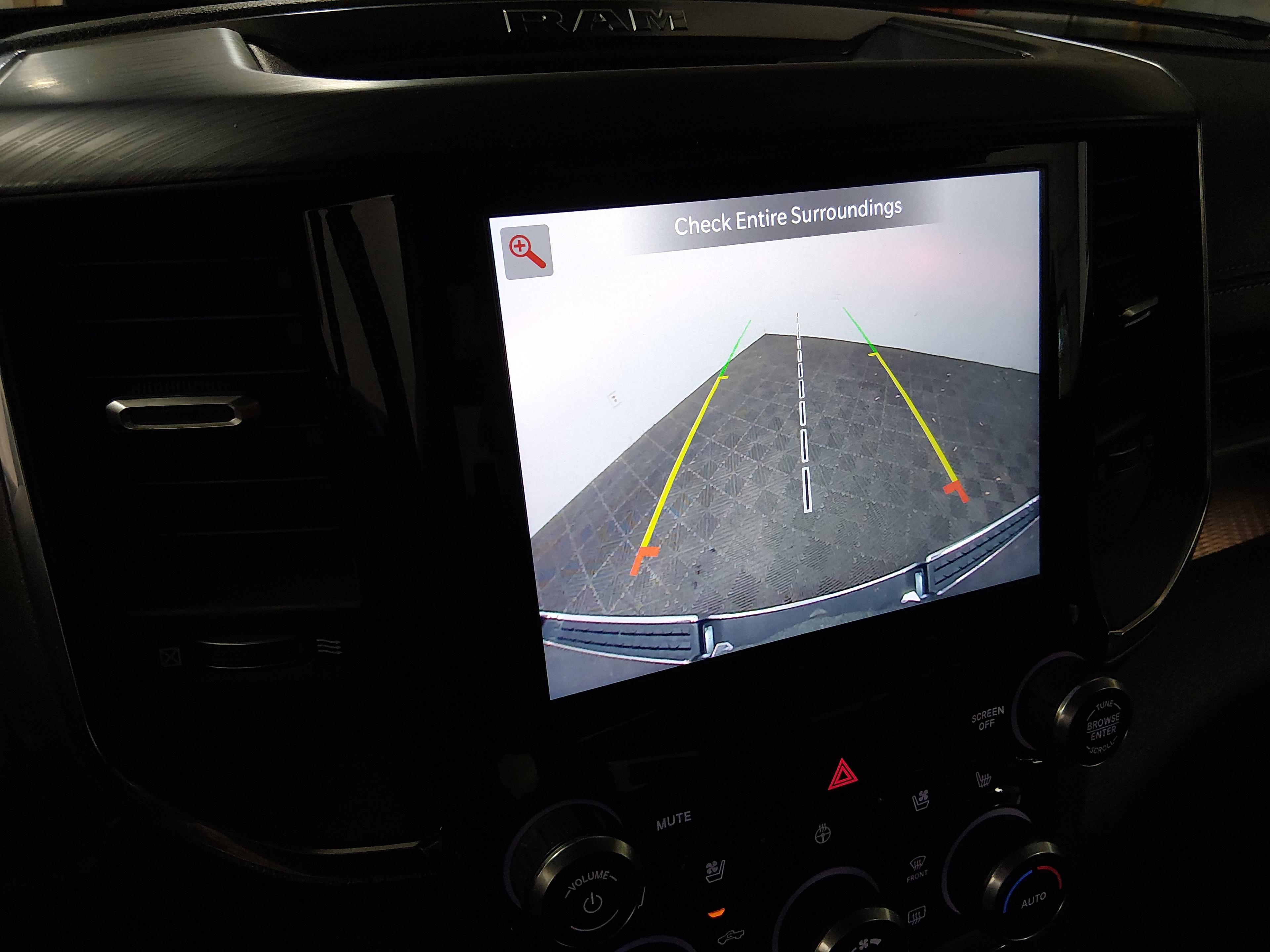 Ram 1500 Laramie 4X2 Crew Cab 5'7" Box - Thumbnail 17