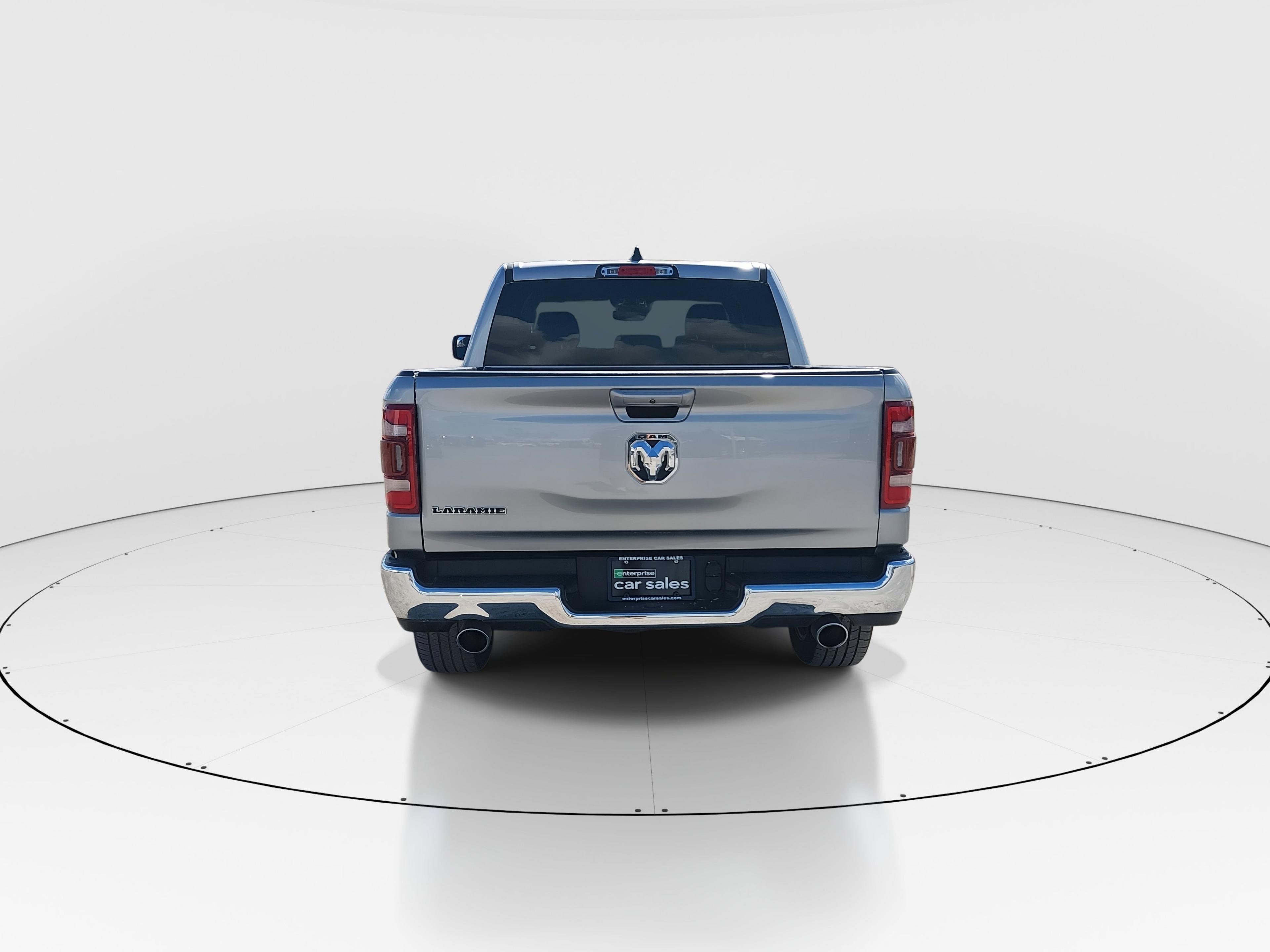 Ram 1500 Laramie 4X2 Crew Cab 5'7" Box - Thumbnail 6