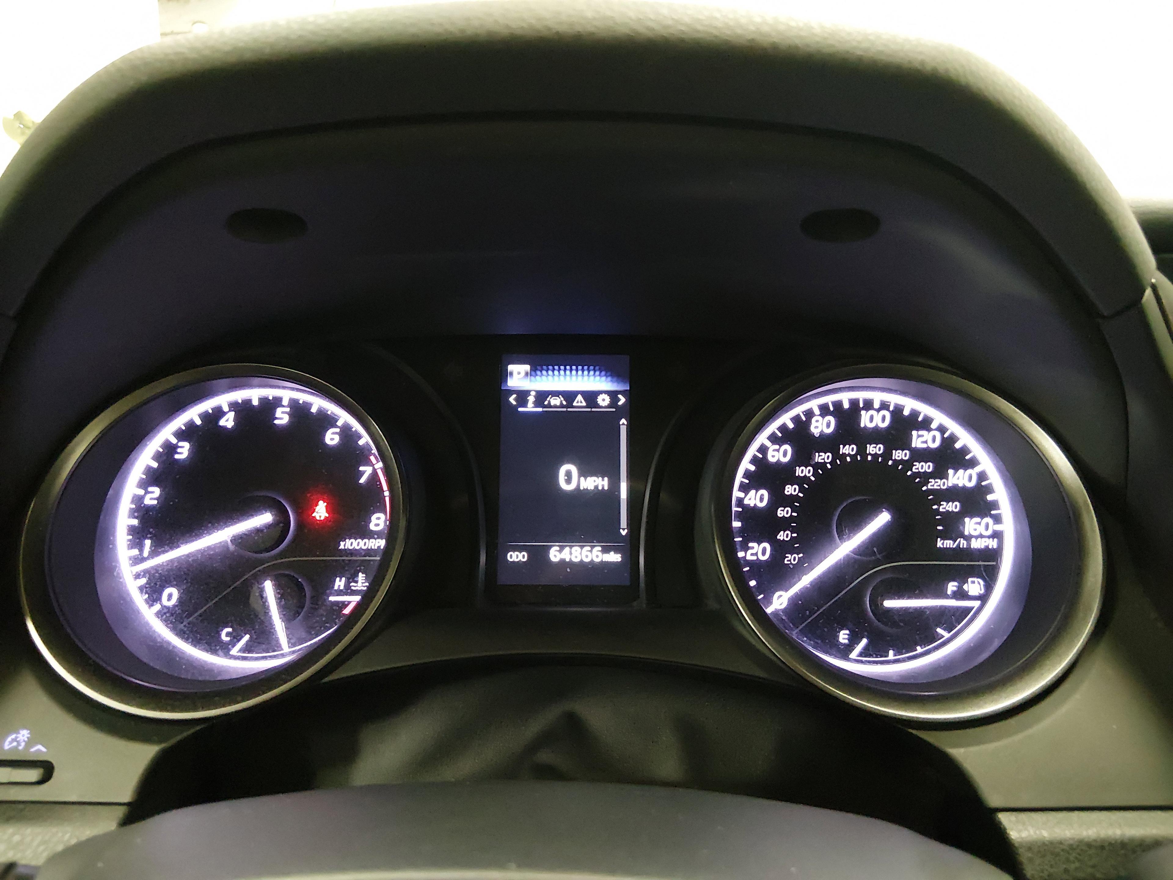 Toyota Camry Se Auto - Thumbnail 14