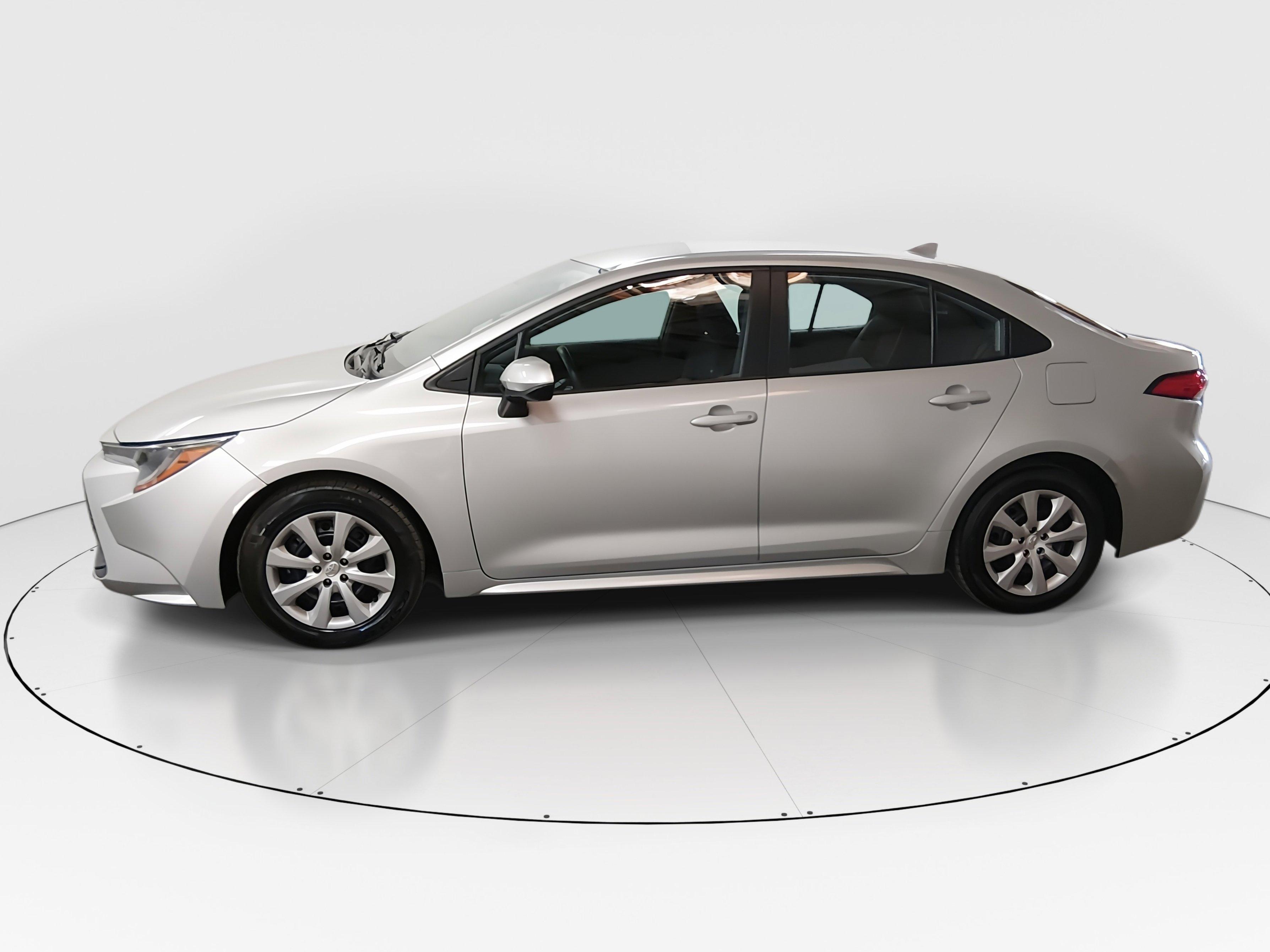 Toyota Corolla Le Cvt - Thumbnail 4