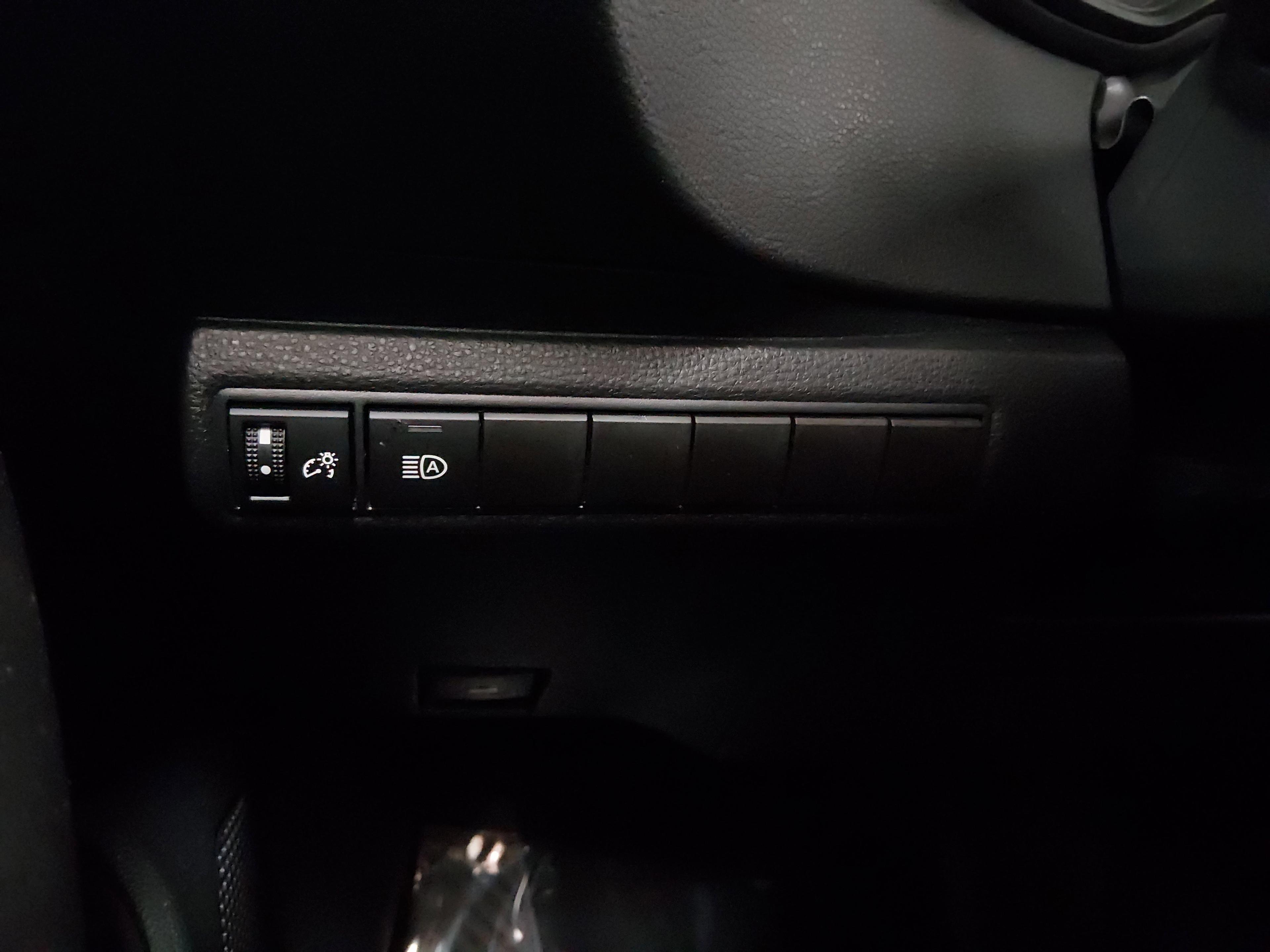 Toyota Corolla Le Cvt - Thumbnail 13