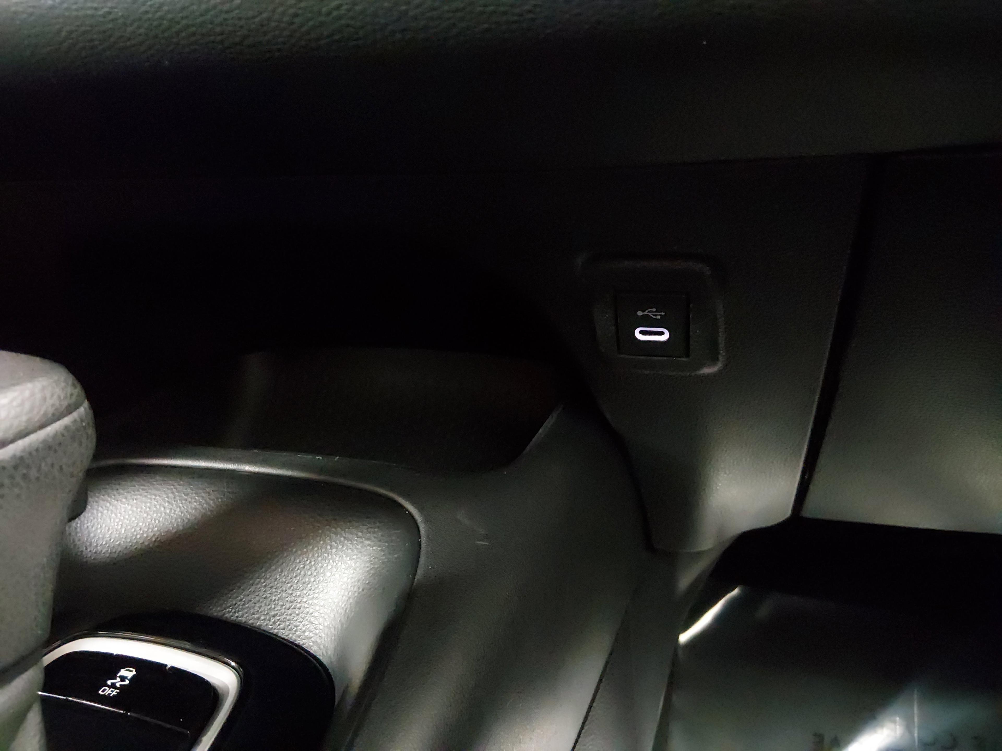 Toyota Corolla Le Cvt - Thumbnail 17