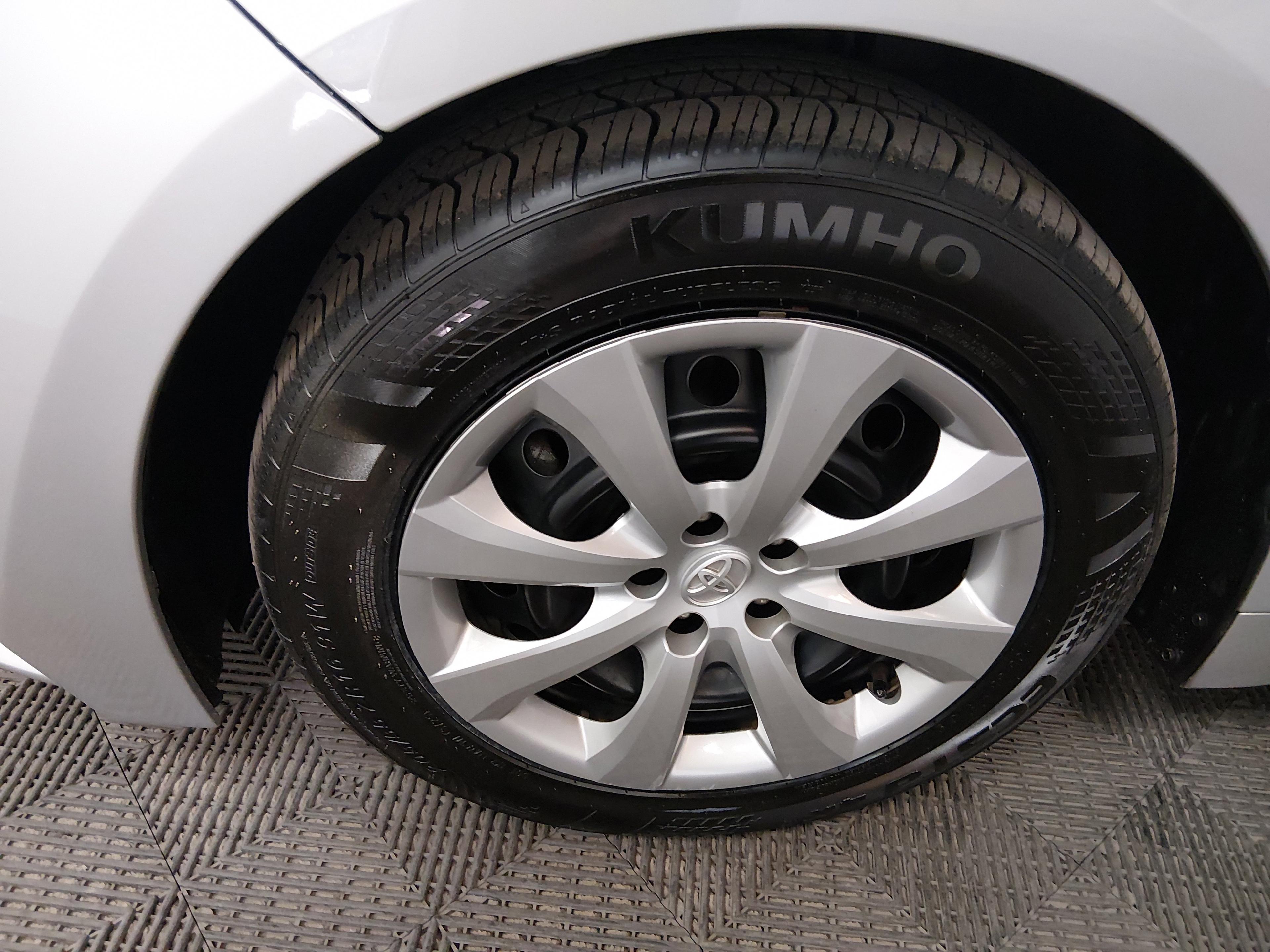 Toyota Corolla Le Cvt - Thumbnail 10