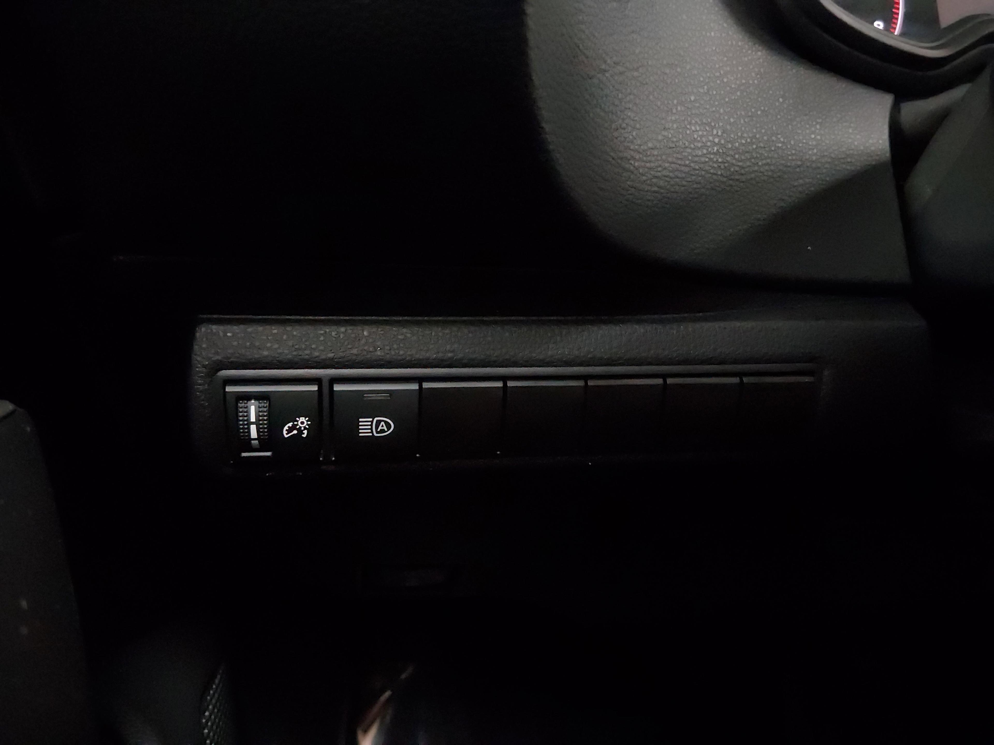 Toyota Corolla Se Cvt - Thumbnail 13