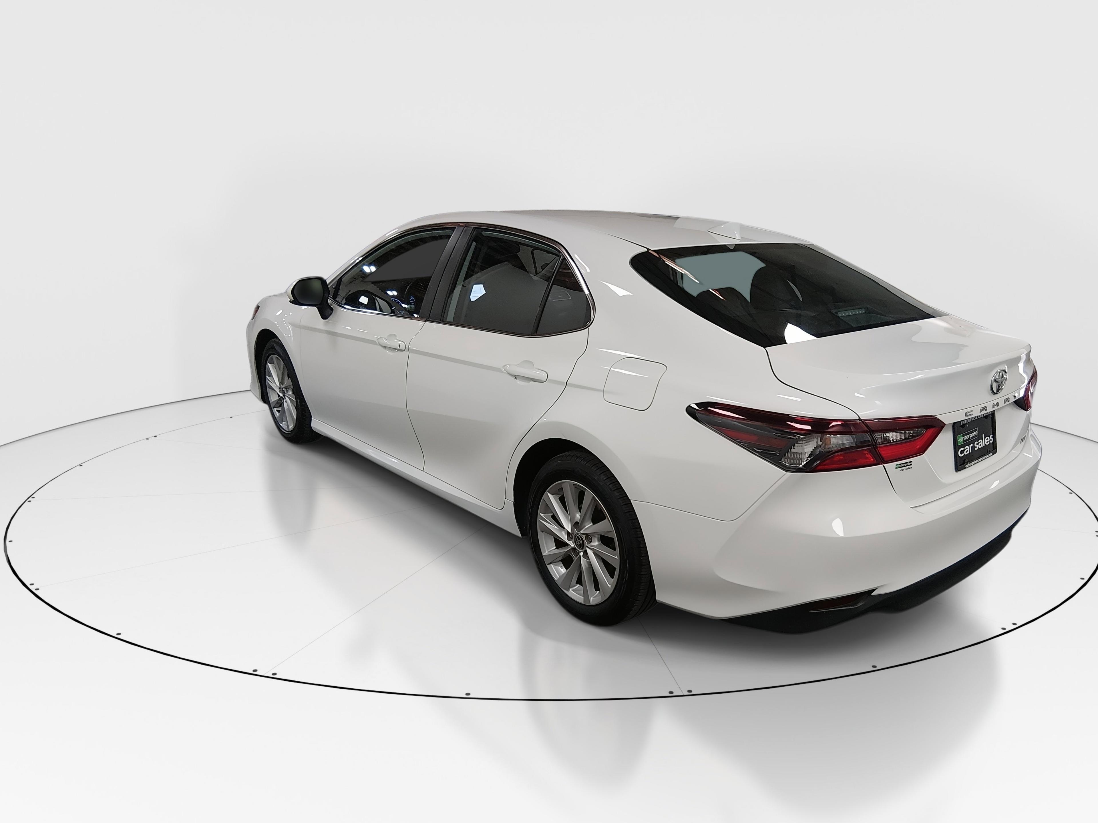 Toyota Camry Le Auto - Thumbnail 5