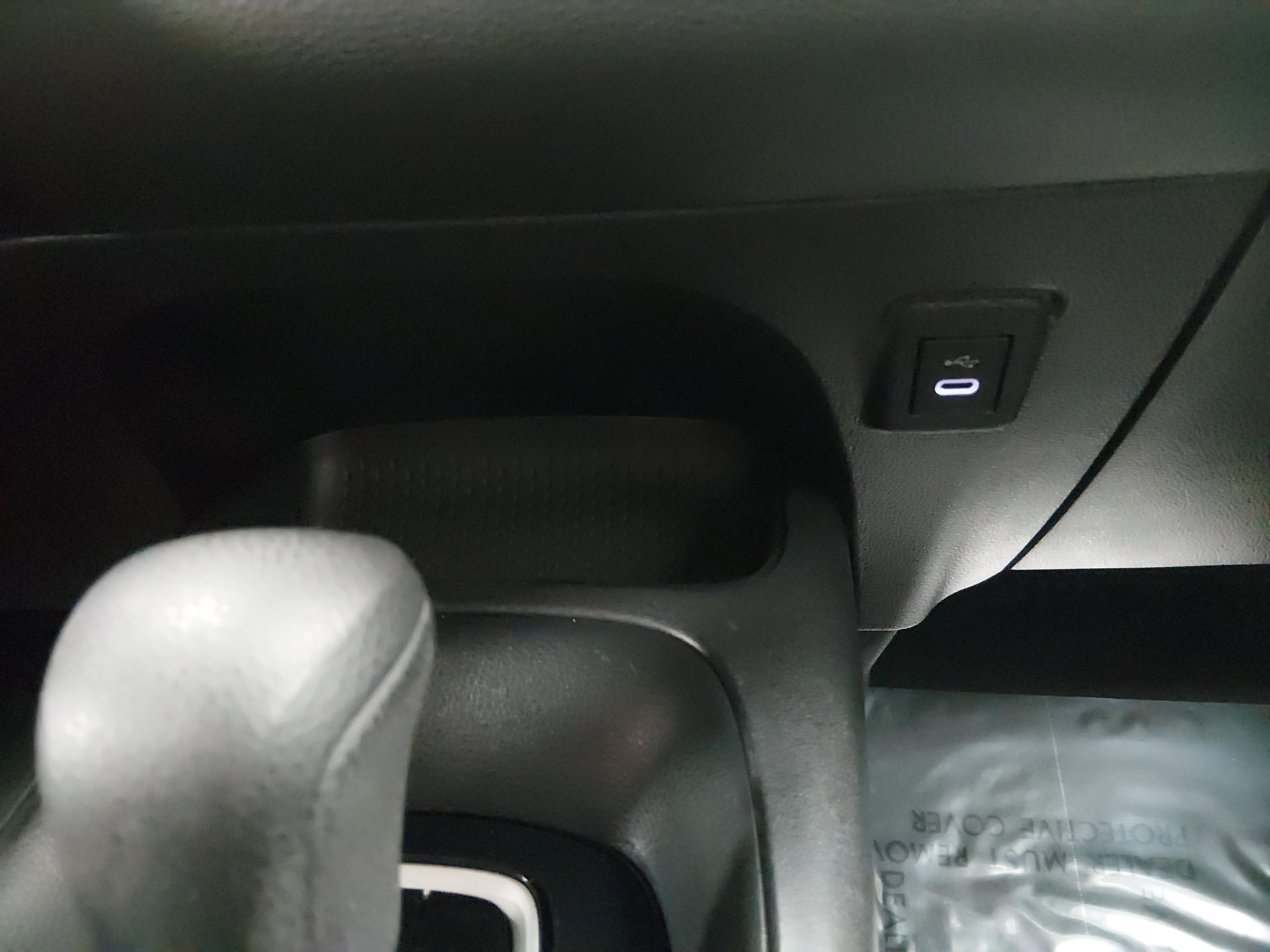 Toyota Corolla Le Cvt - Thumbnail 18