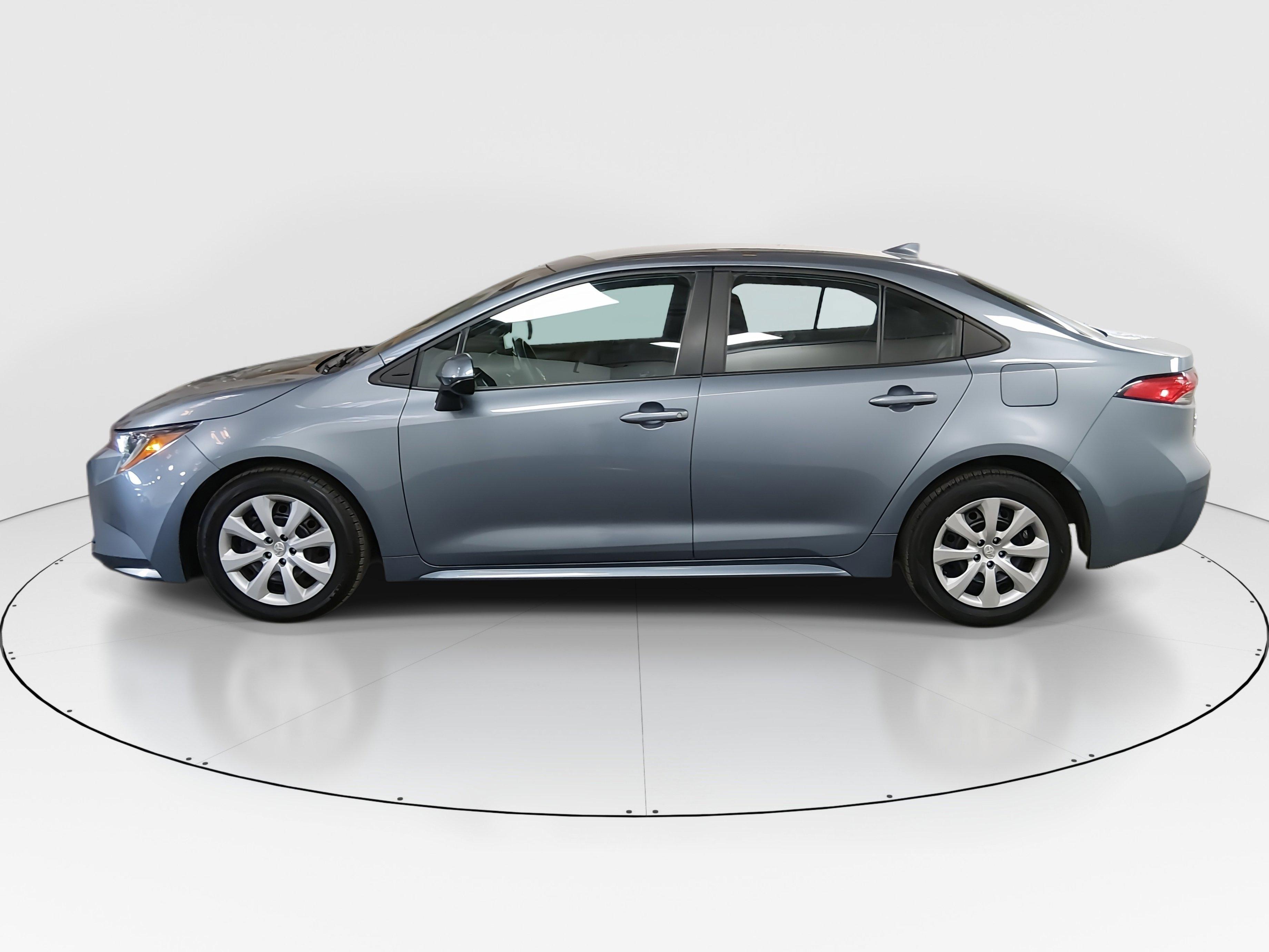 Toyota Corolla Le Cvt - Thumbnail 4