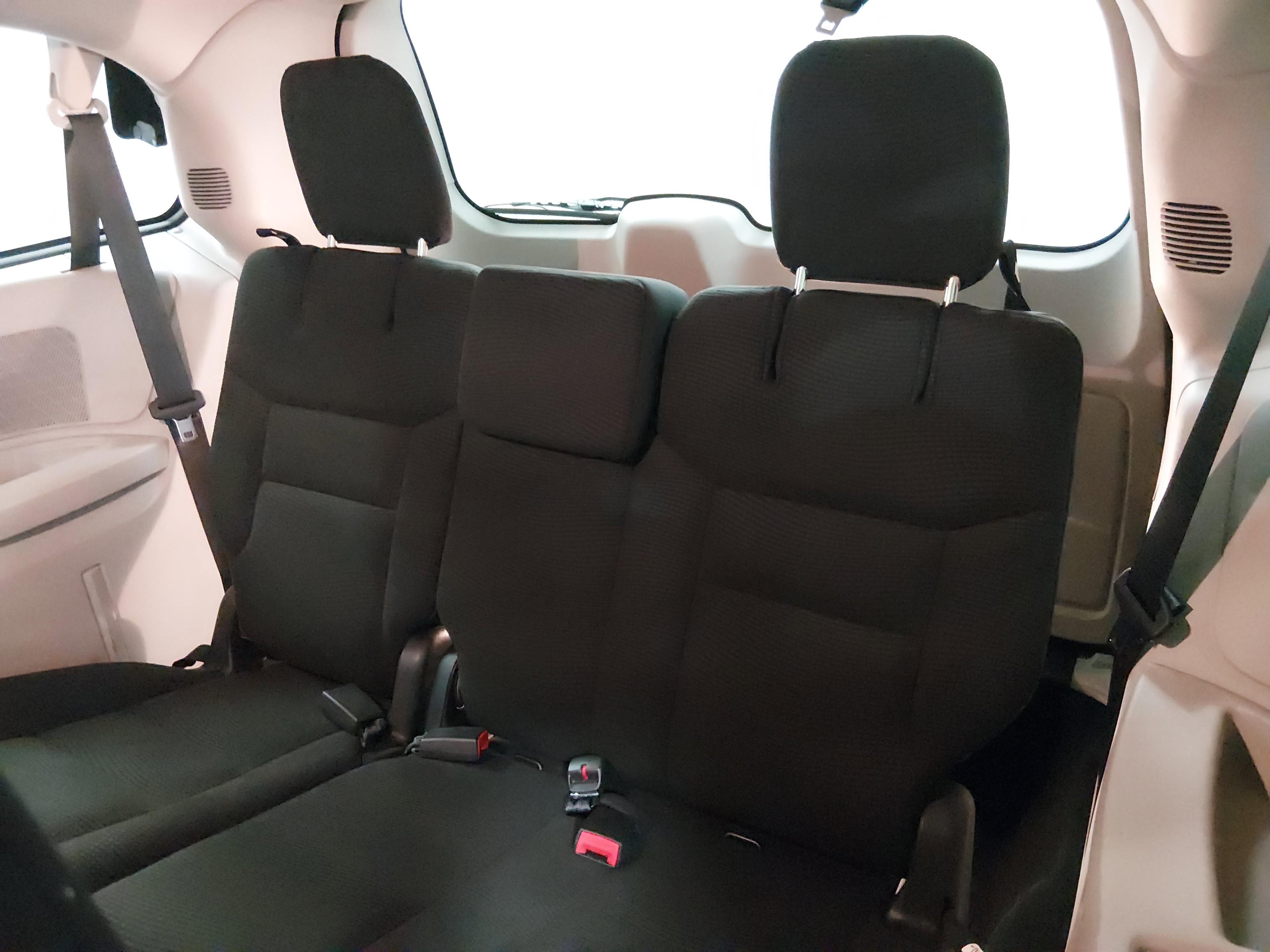 Dodge Grand Caravan - Thumbnail 17