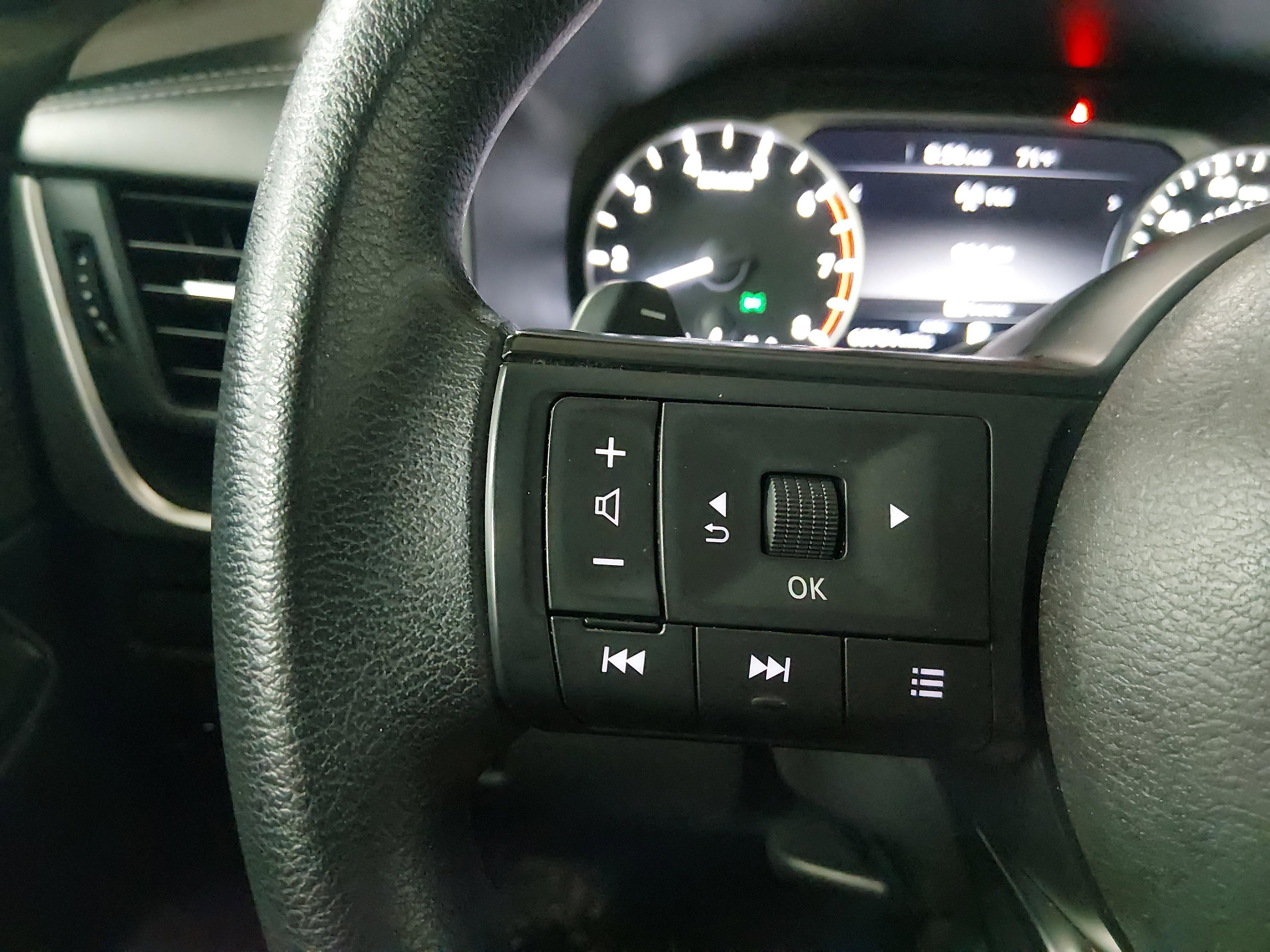 Nissan Rogue Awd S - Thumbnail 12