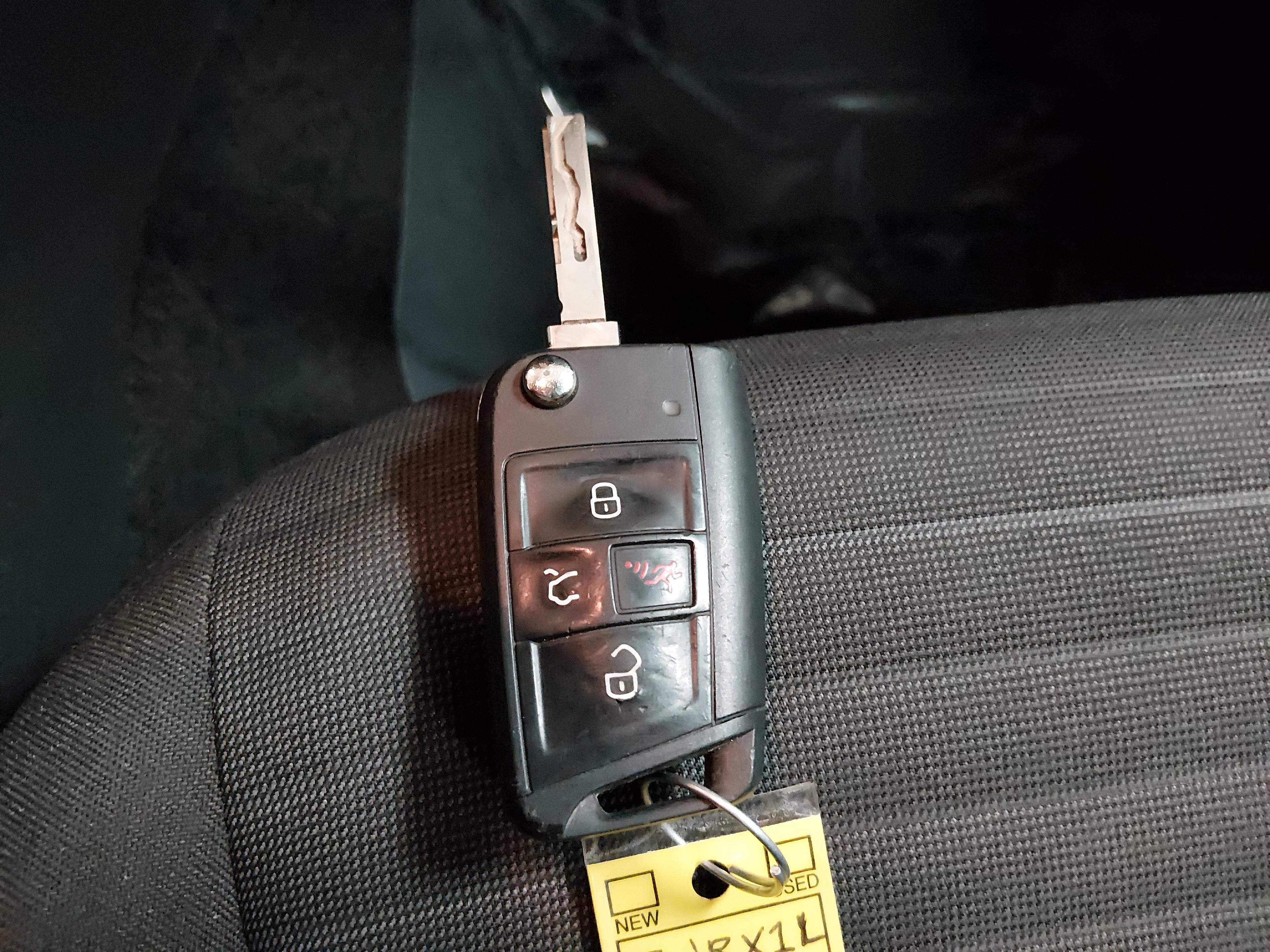 Volkswagen Jetta S Auto - Thumbnail 15