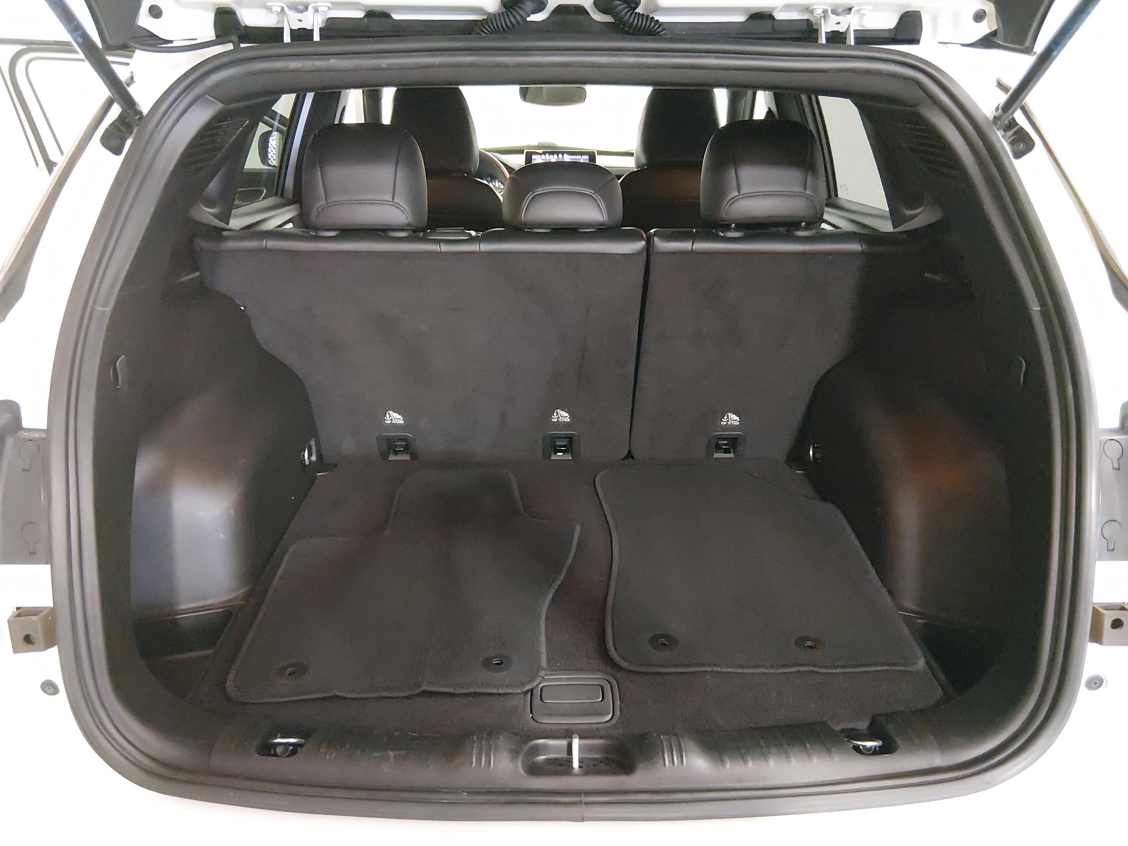 Jeep Compass Latitude 4X4 - Thumbnail 11