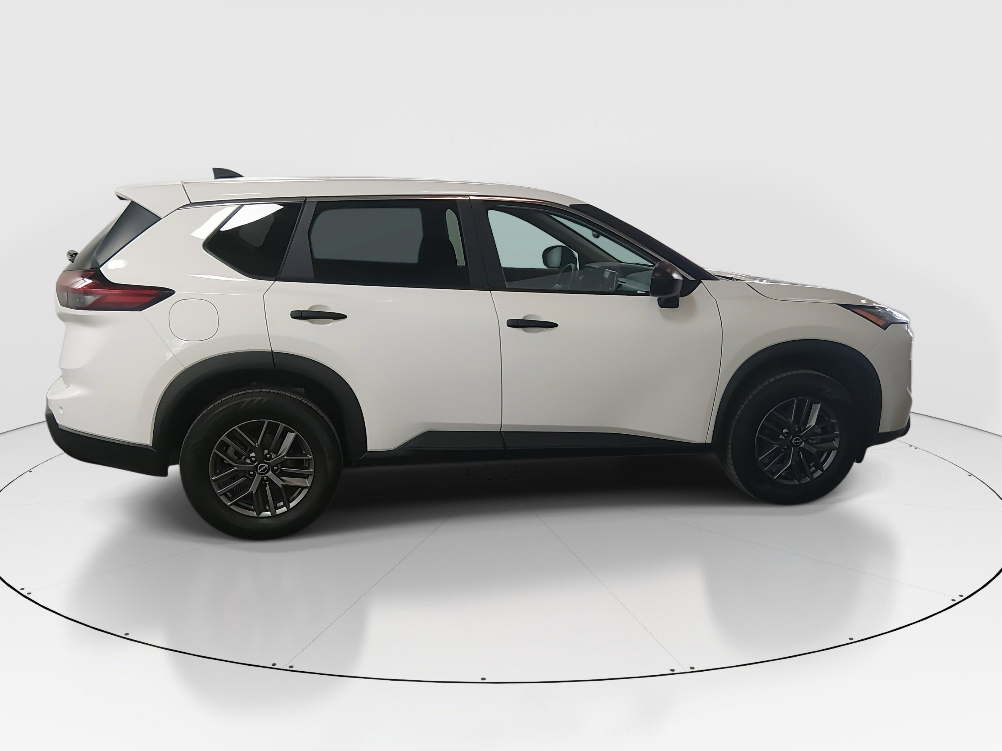 Nissan Rogue Fwd S - Thumbnail 8