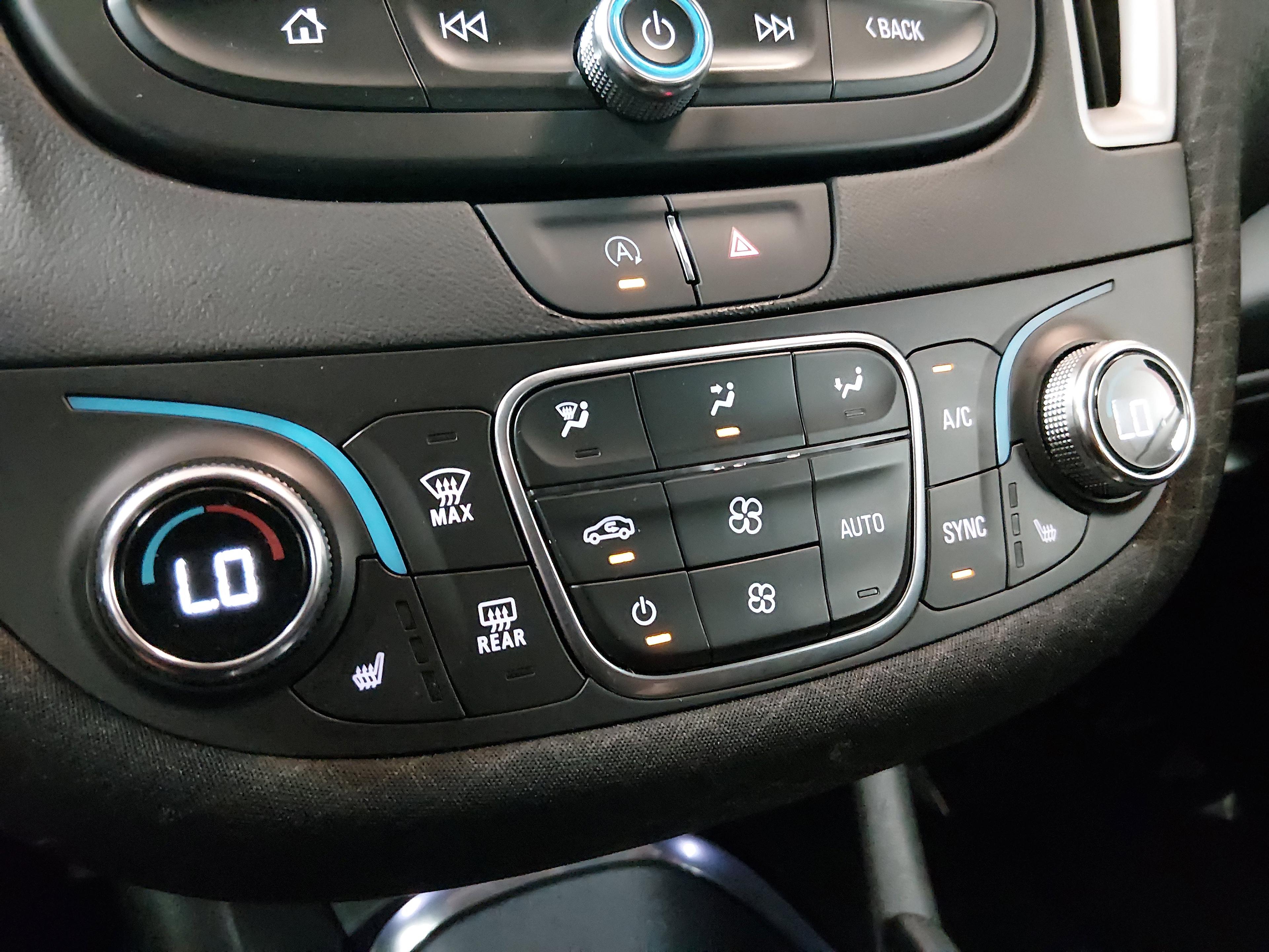 Chevrolet Malibu 4Dr Sdn 1Lt - Thumbnail 17