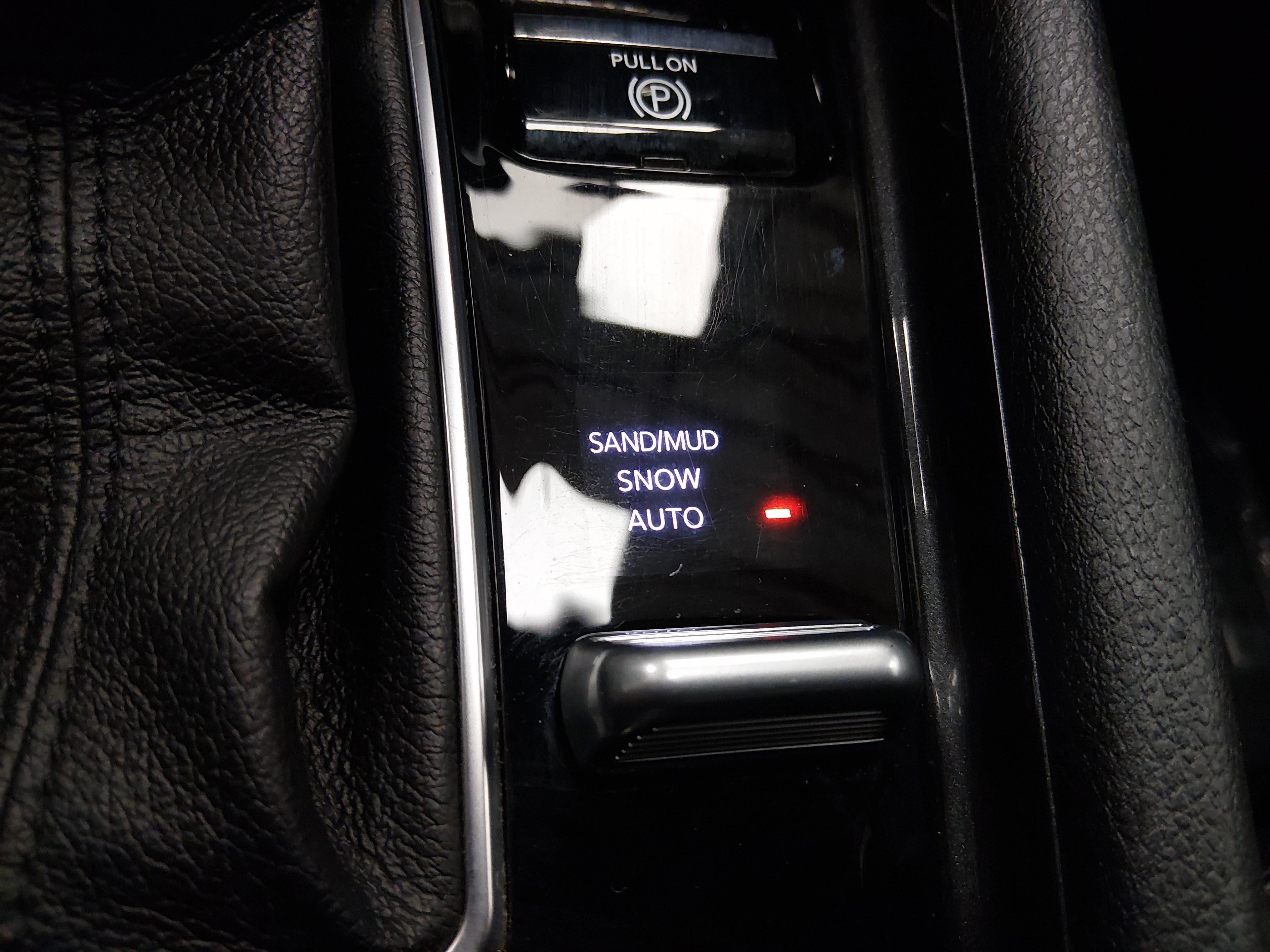 Jeep Compass Latitude 4X4 - Thumbnail 17