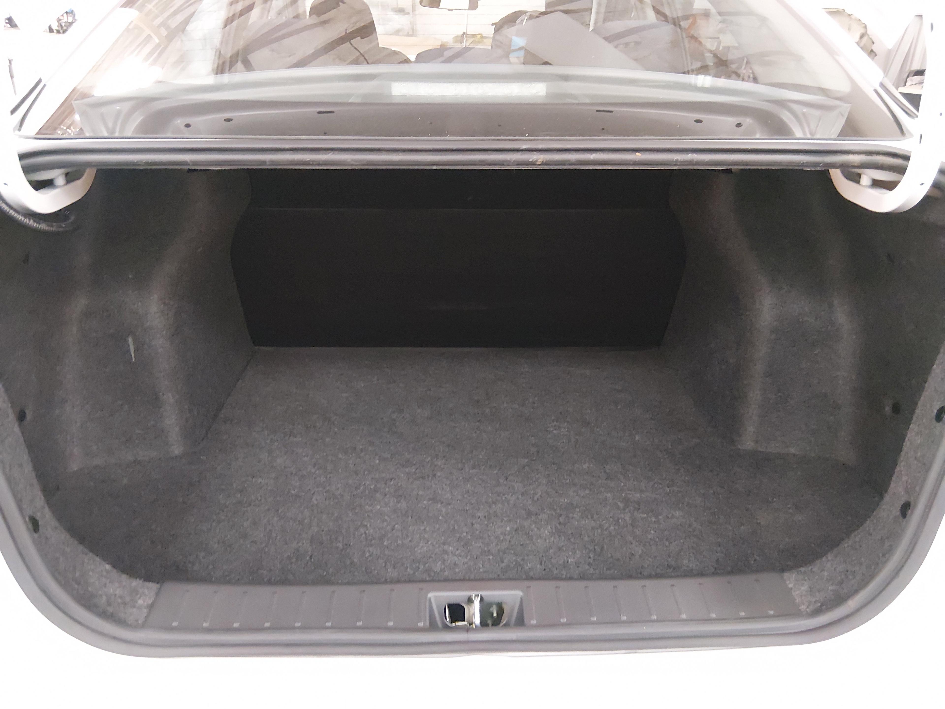 Nissan Versa S Cvt - Thumbnail 11