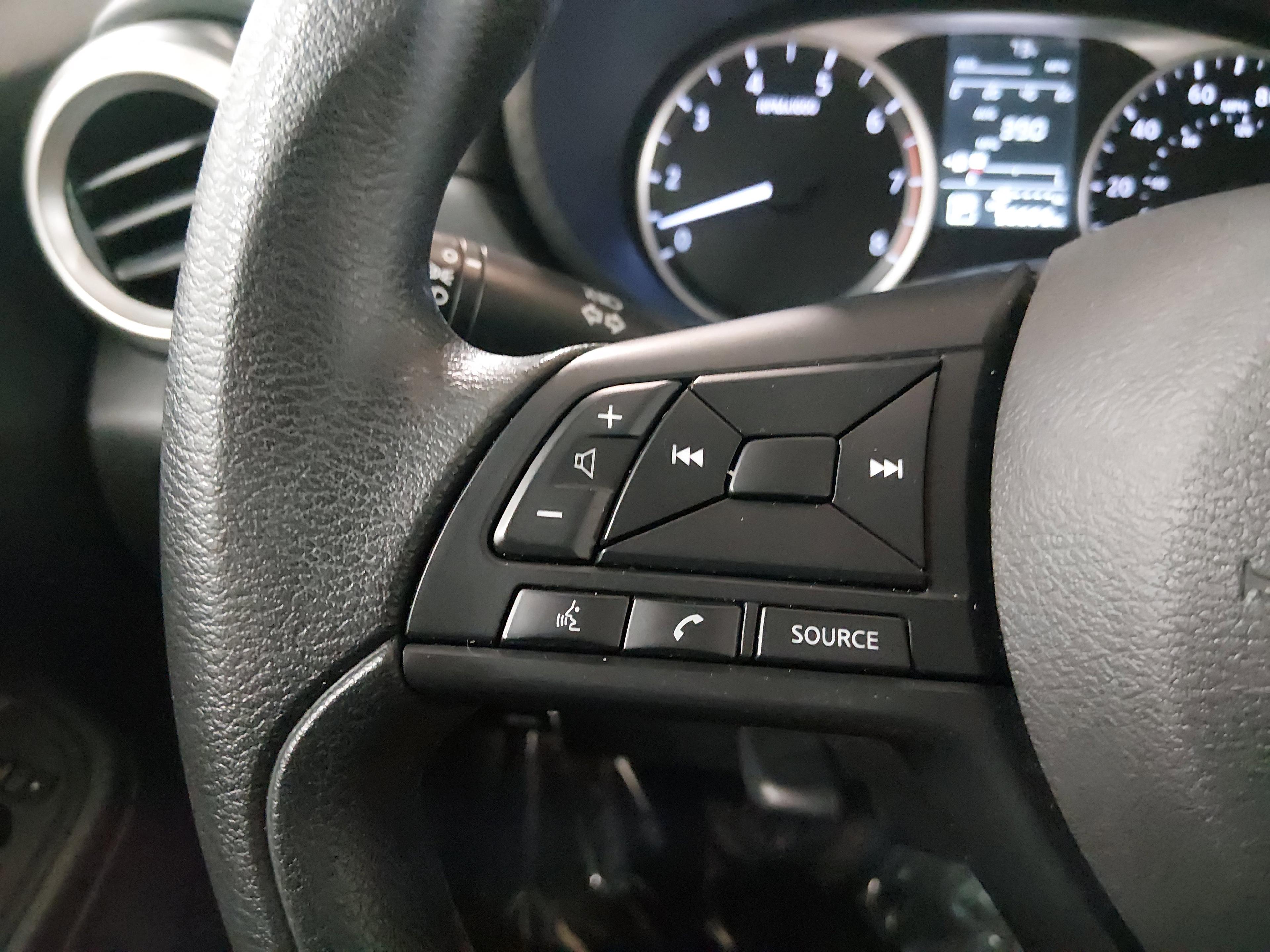 Nissan Versa S Cvt - Thumbnail 12