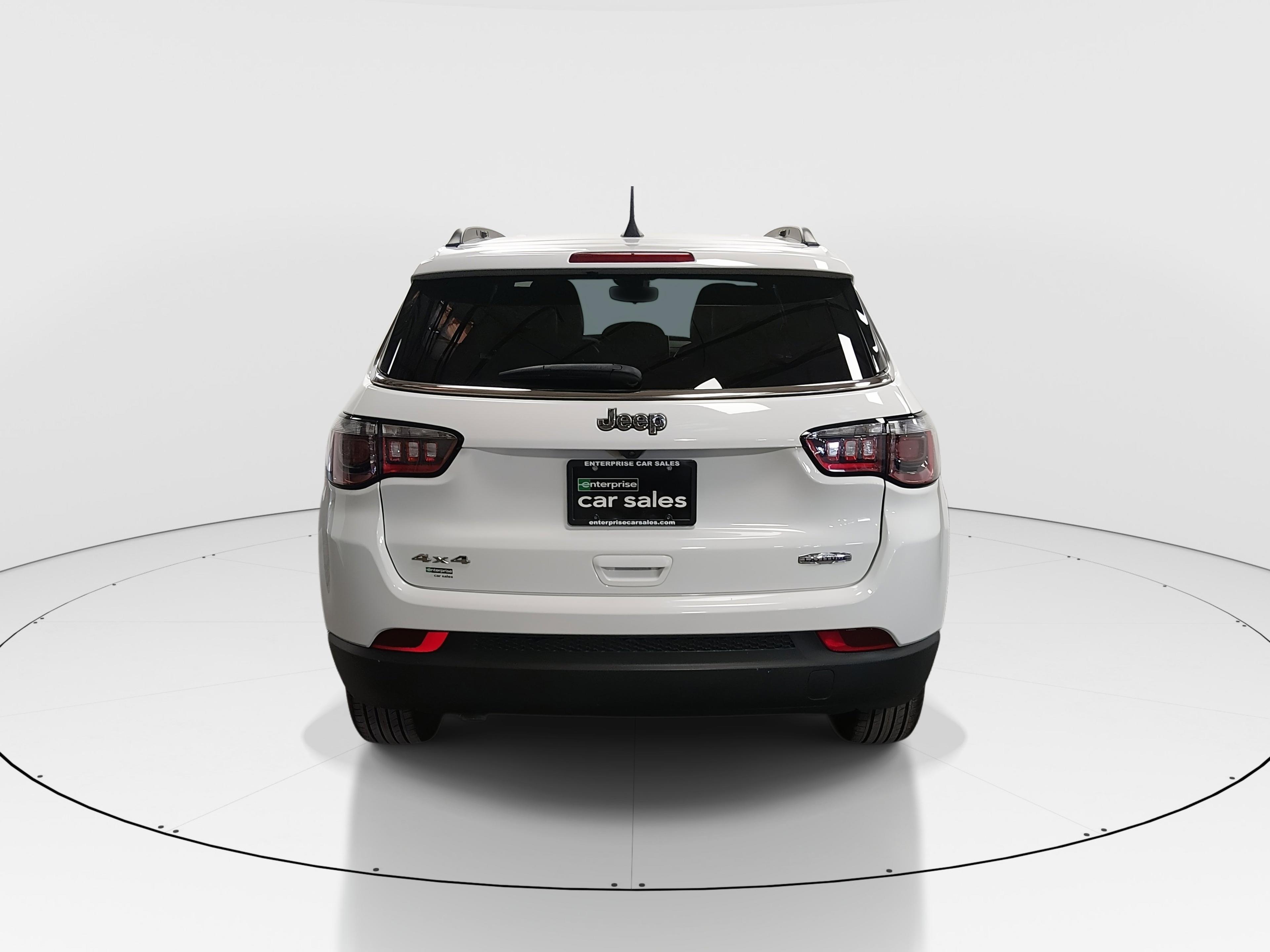 Jeep Compass Latitude 4X4 - Thumbnail 6