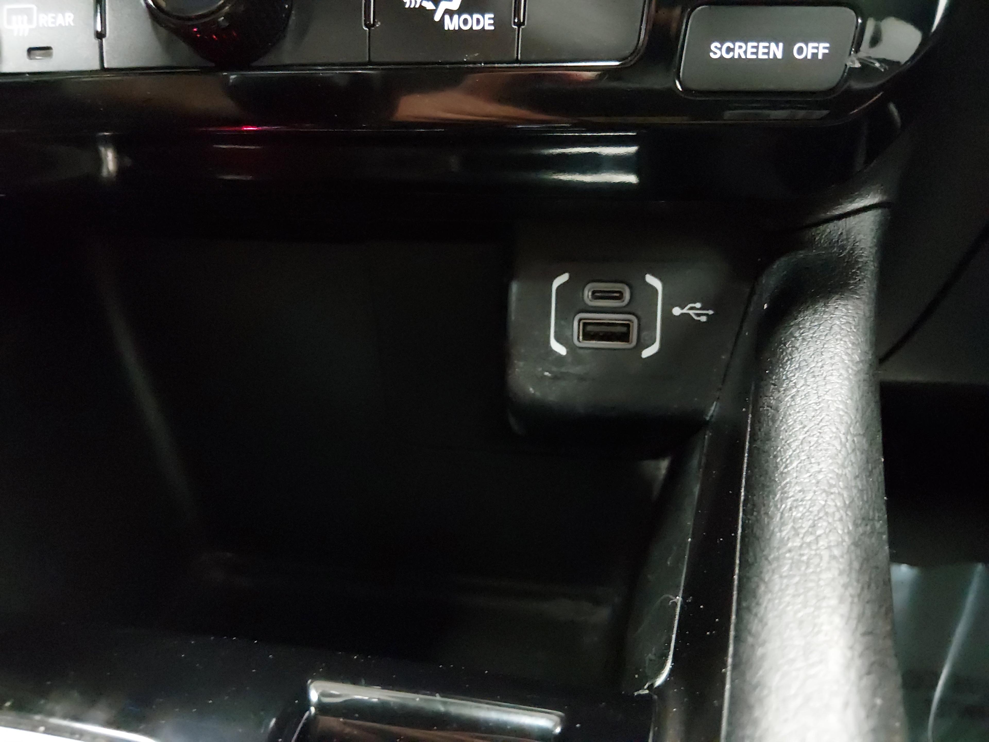 Jeep Compass Latitude 4X4 - Thumbnail 18