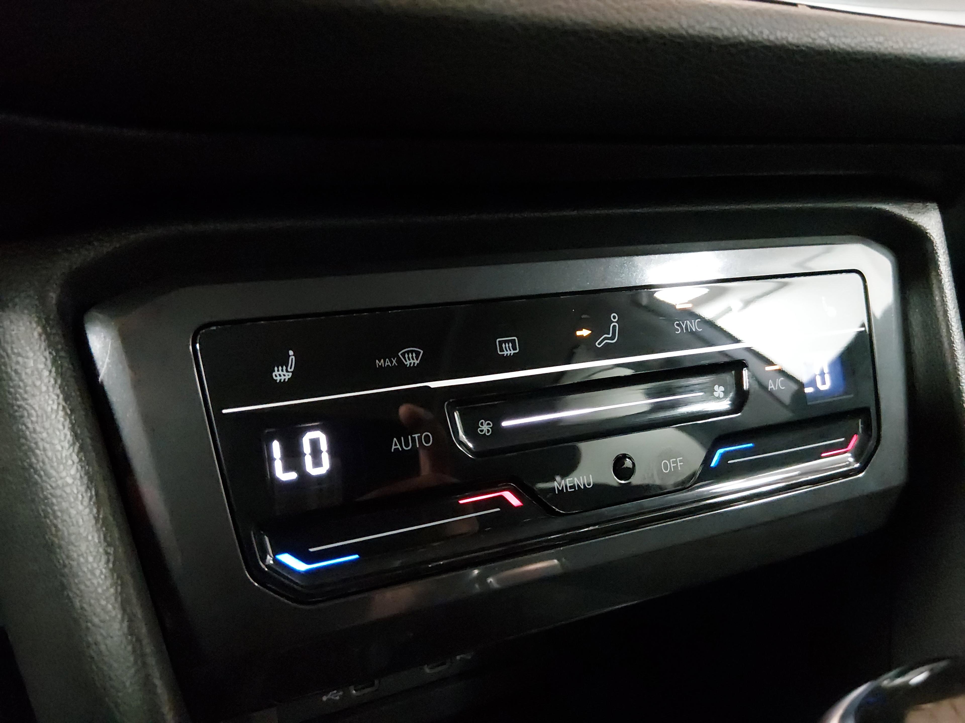 Volkswagen Tiguan Se 2.0T Fwd - Thumbnail 18