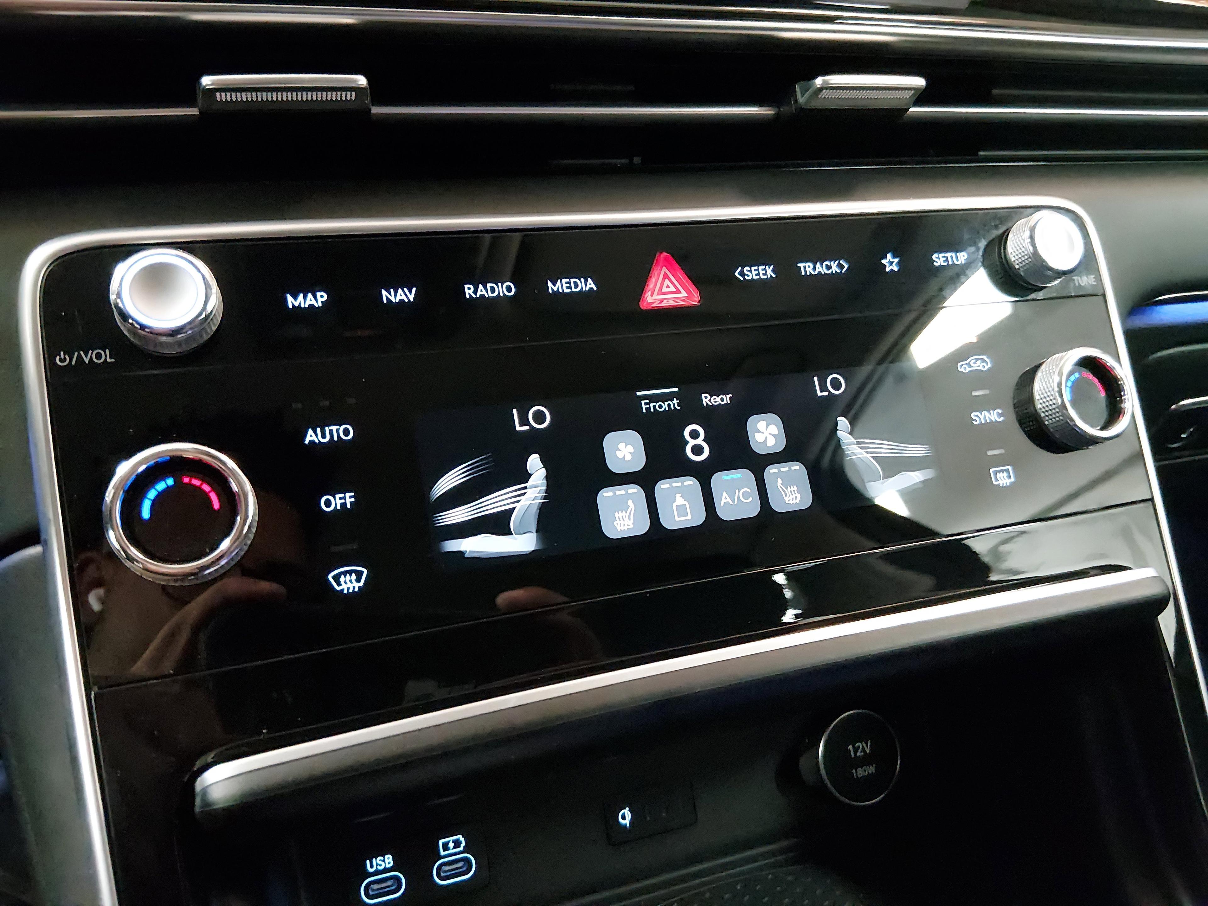 Genesis Gv80 2.5T Standard Awd - Thumbnail 18