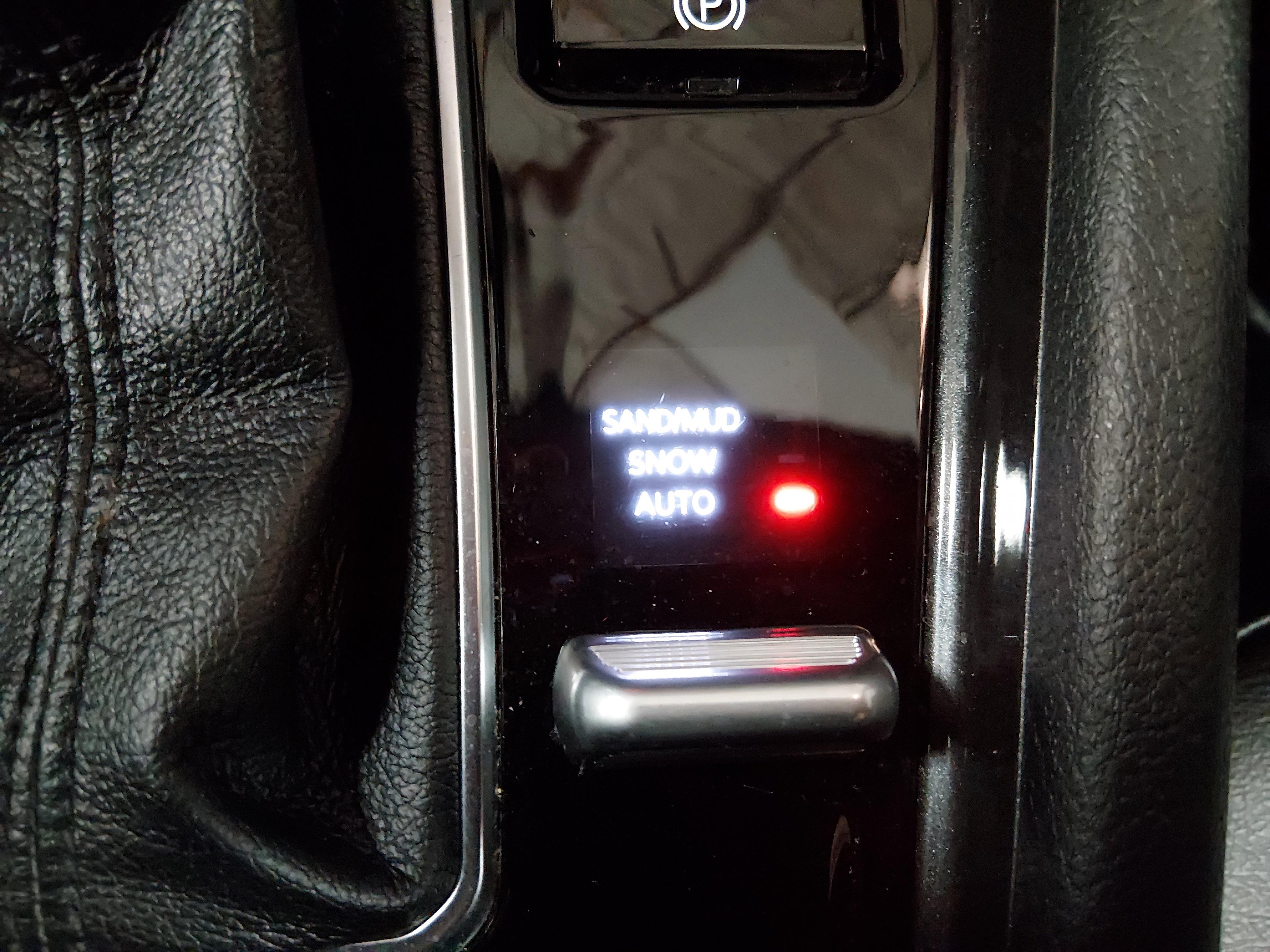 Jeep Compass Latitude 4X4 - Thumbnail 17