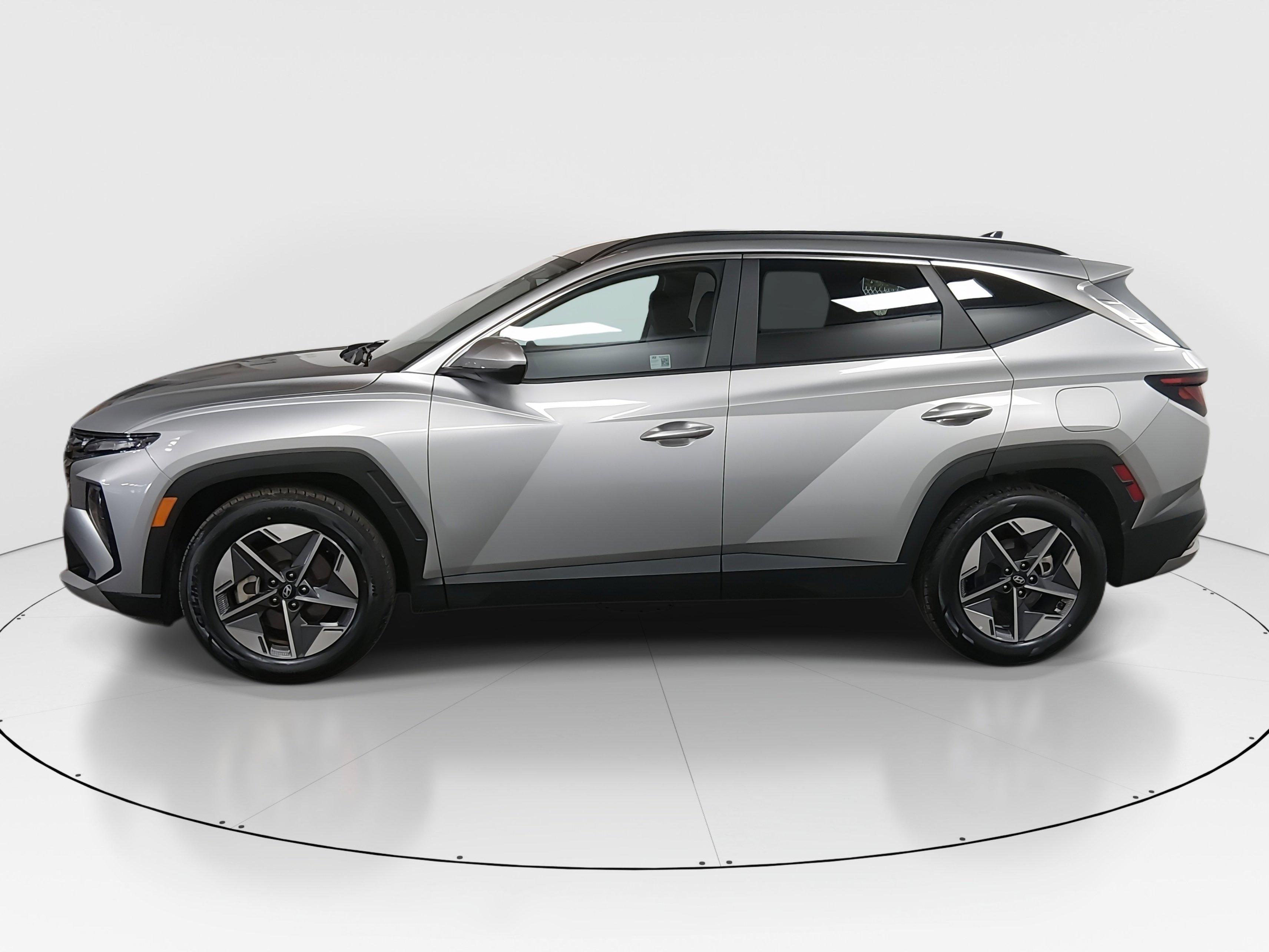 Hyundai Tucson Sel Fwd - Thumbnail 4