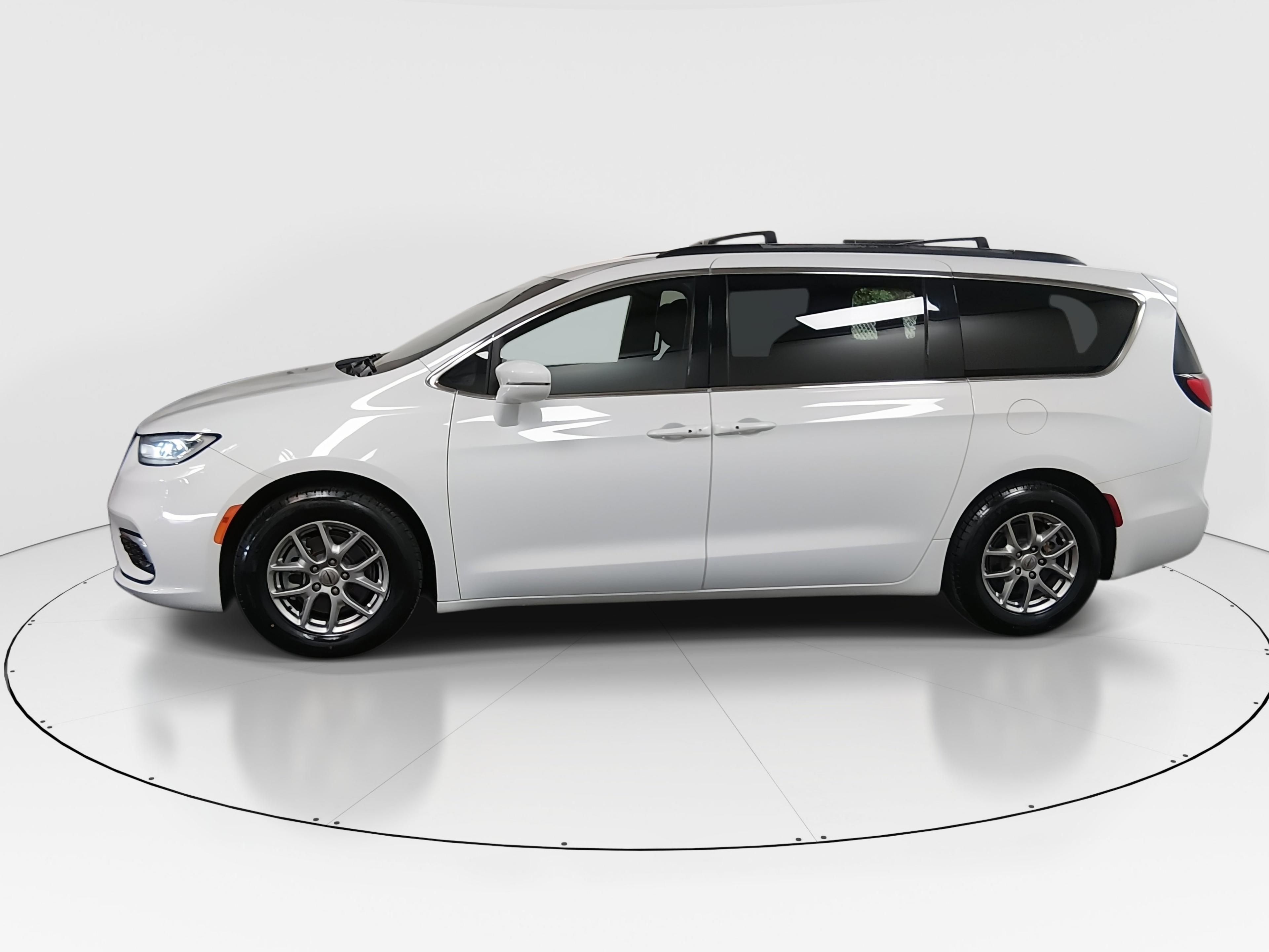 Chrysler Pacifica Touring Fwd - Thumbnail 4