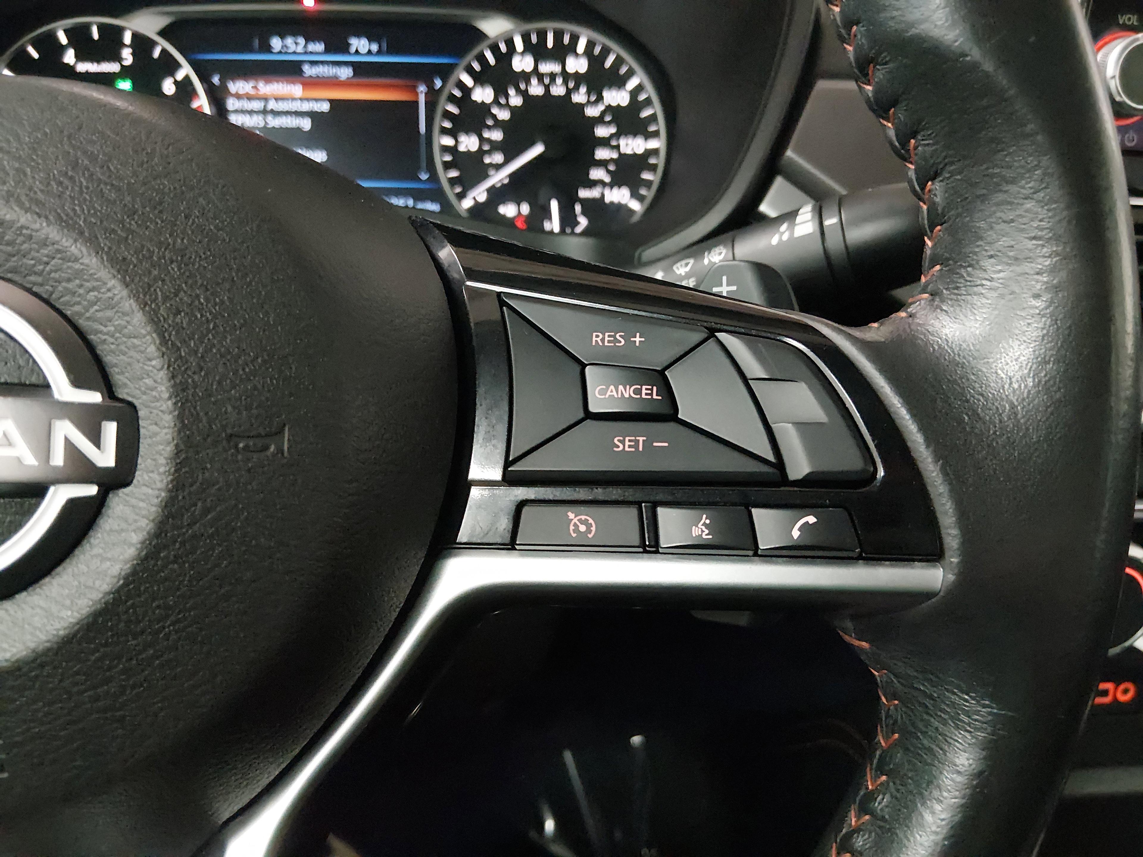 Nissan Altima 2.5 Sr Sedan - Thumbnail 17