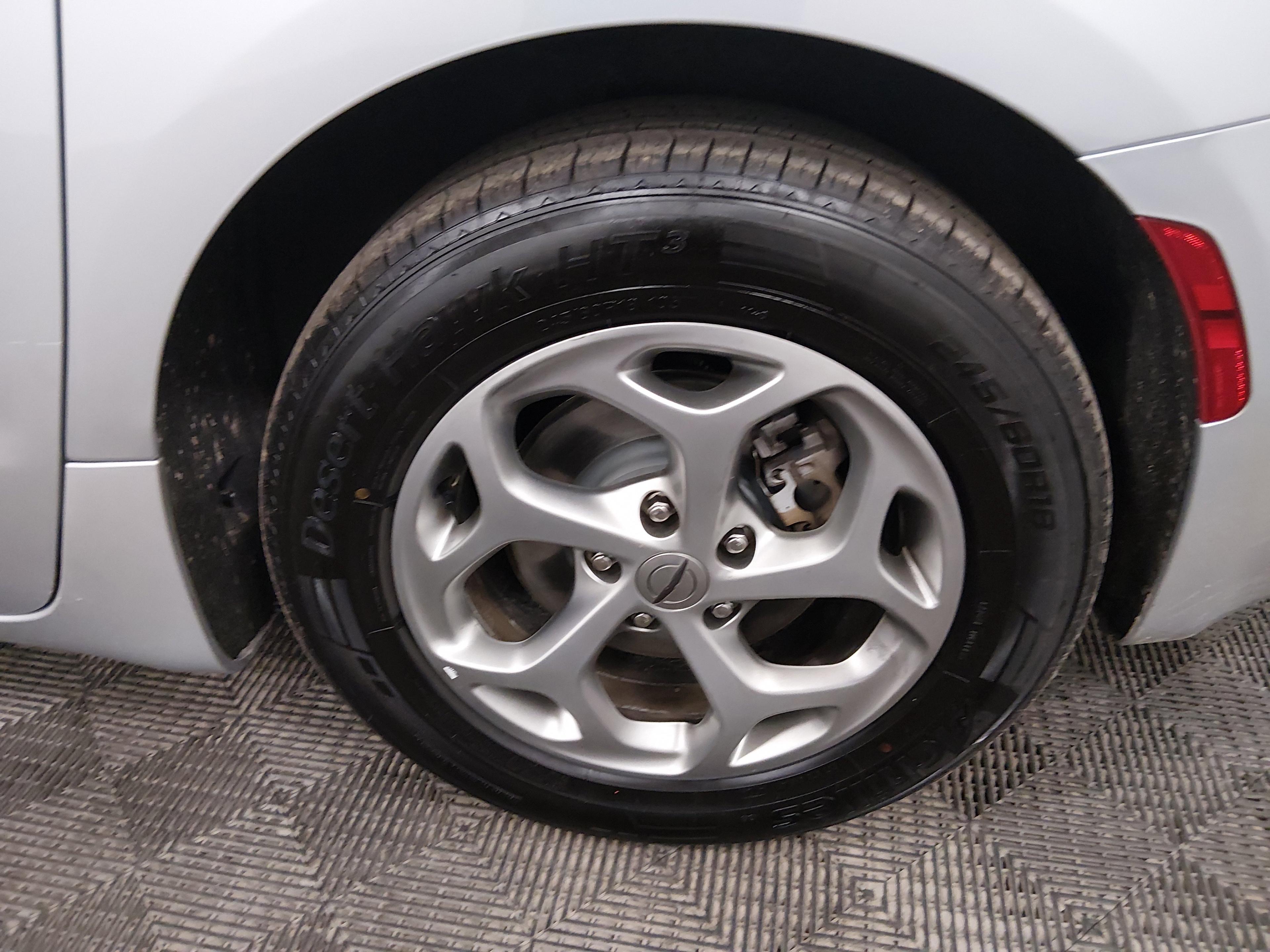 Chrysler Pacifica Limited Fwd - Thumbnail 10