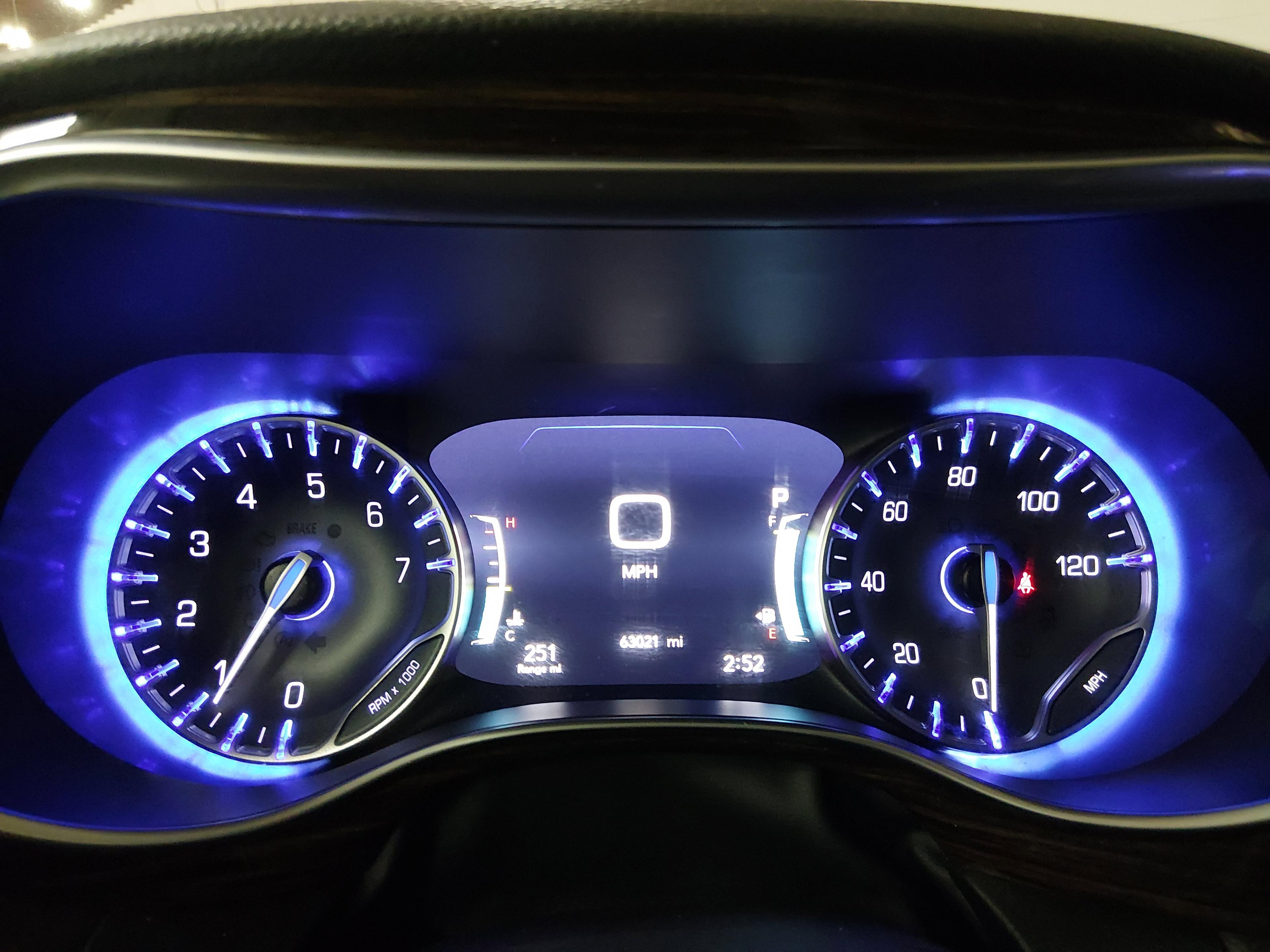 Chrysler Pacifica Limited Fwd - Thumbnail 14