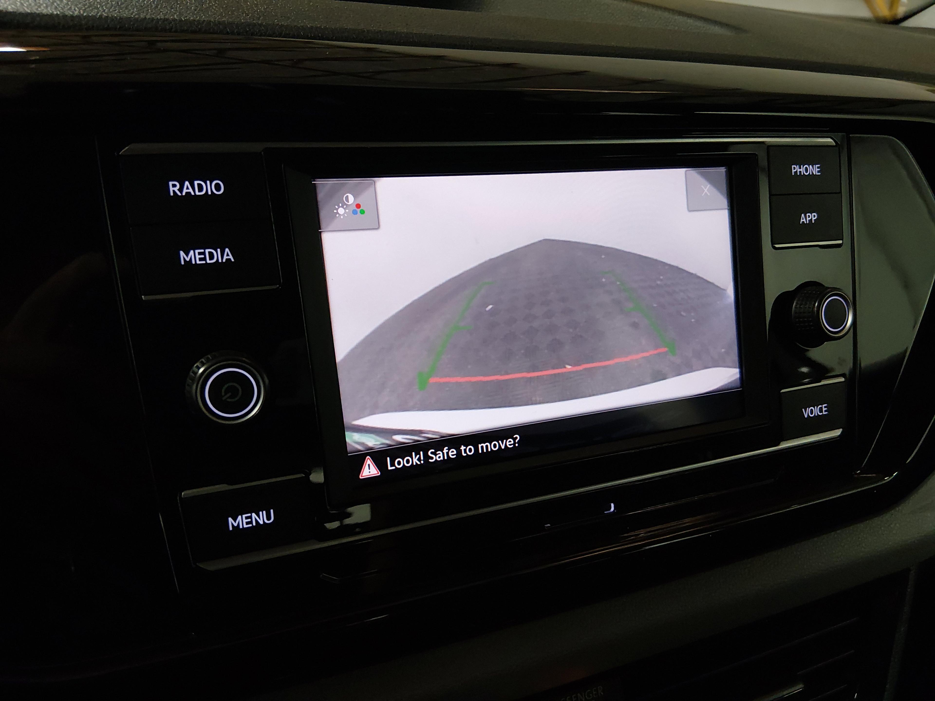 Volkswagen Taos S Fwd - Thumbnail 16