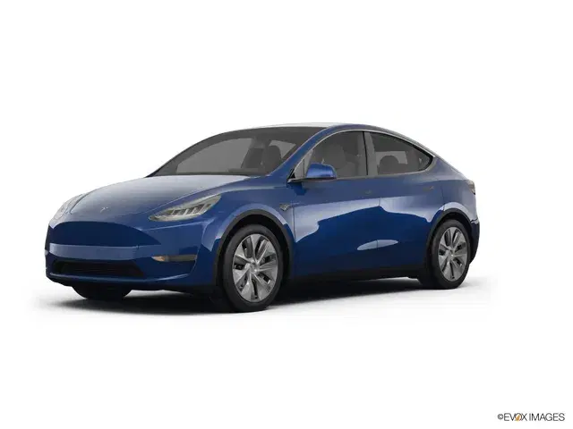 Tesla Model Y Long Range - View 1