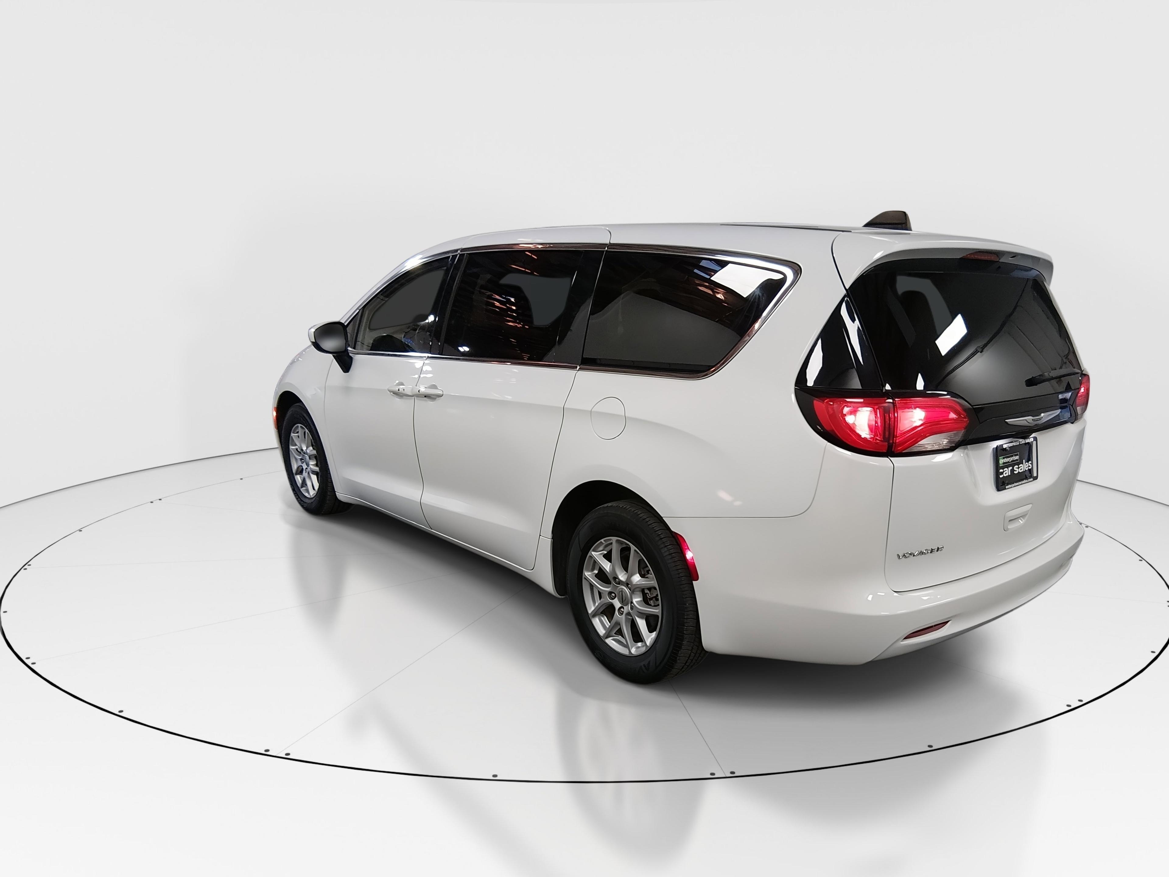 Chrysler Voyager Lx Fwd - Thumbnail 5