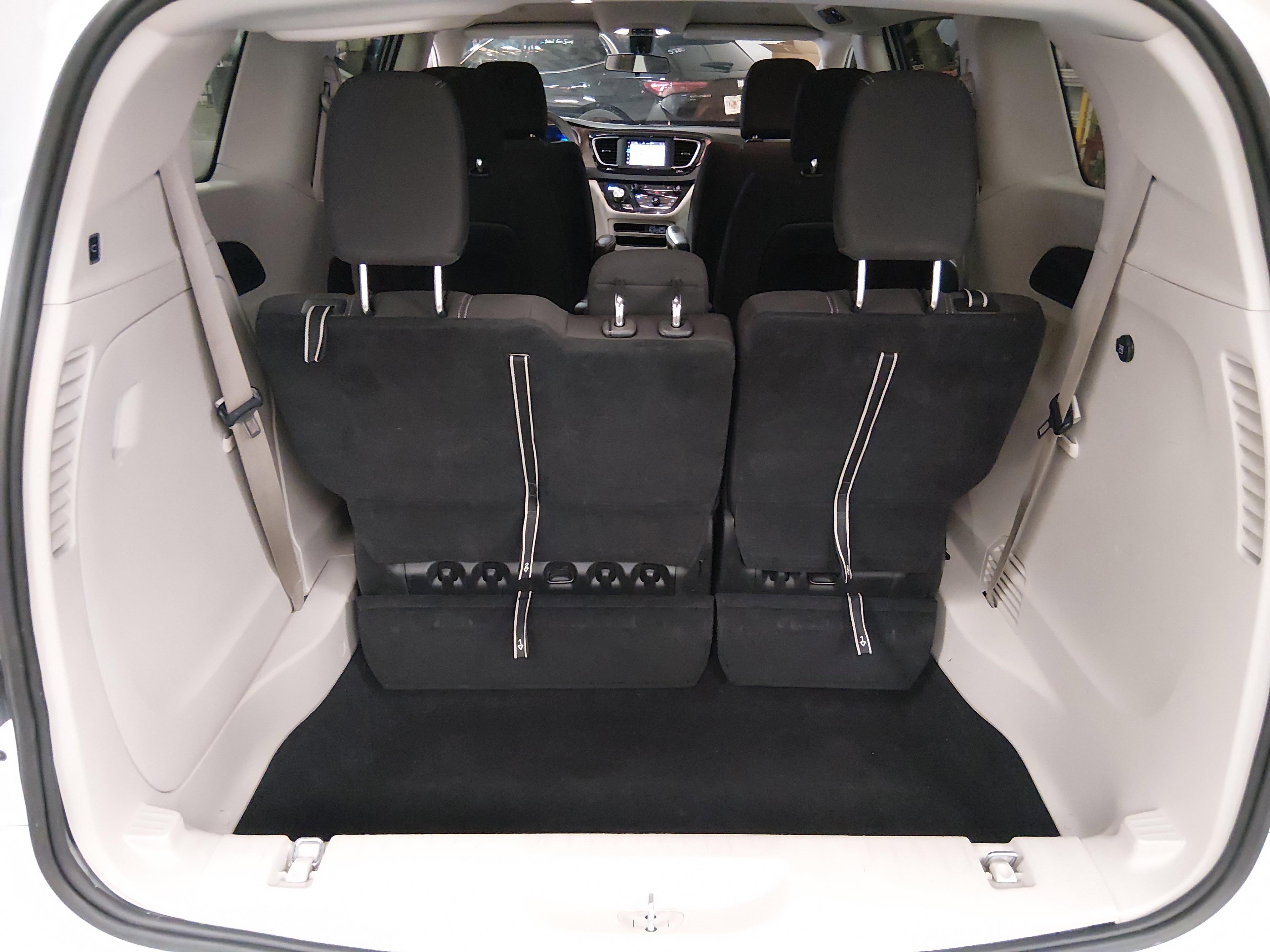 Chrysler Voyager Lx Fwd - Thumbnail 11